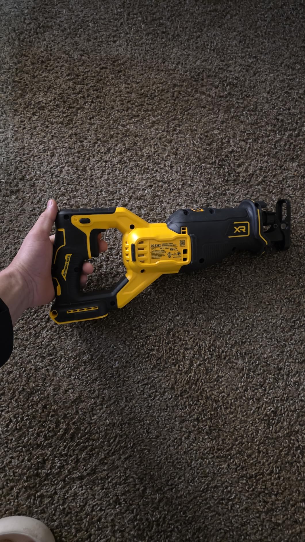 DEWALT 20V MAX* Reciprocating Saw, Cordless, 2-Finger Variable Trigger, Keyless Blade Clamp, Tool Only (DCS382B) customer photo 2