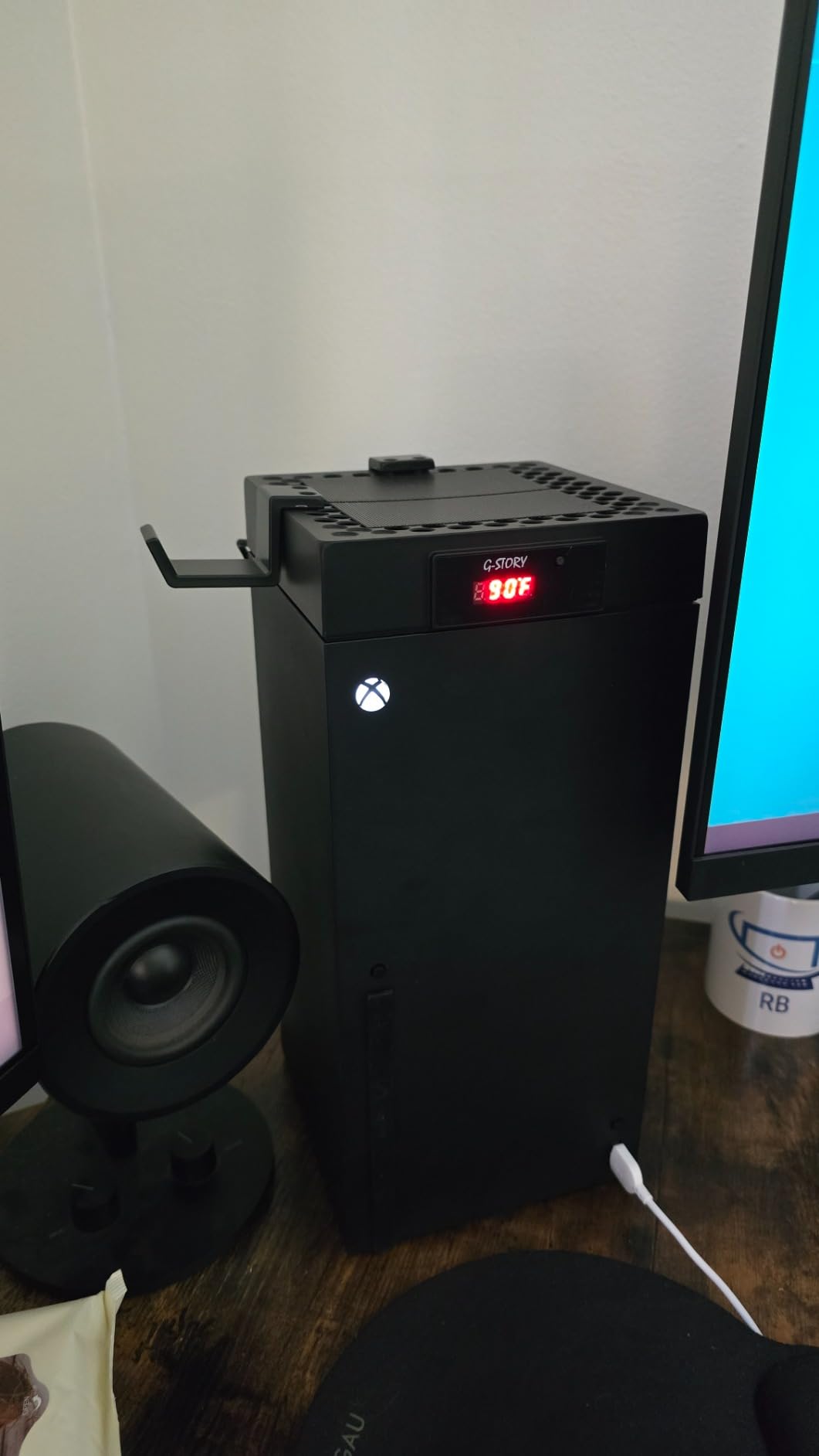 G-STORY Cooling Fan for Xbox Series X, Auto 3 Speed Adjust Temp Display RGB customer photo 1