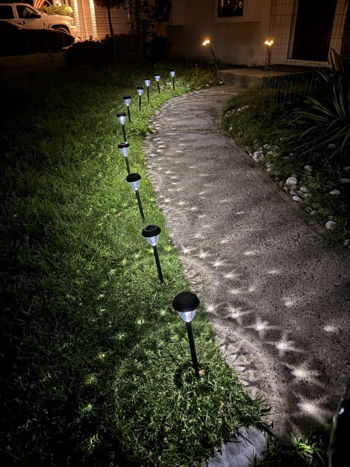URAGO Super Bright Solar Lights Outdoor Waterproof-10 Pack, Dusk to Dawn Up to 12 Hrs Solar Powered Outdoor Pathway Garden Lights Auto On/Off, LED Landscape Lighting Decorative for Walkway Patio Yard customer photo 1