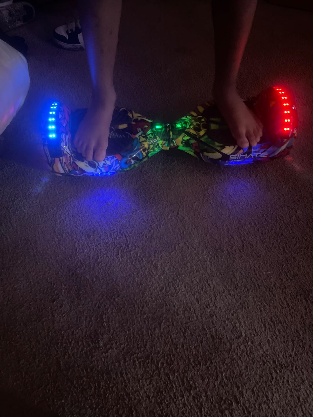 SIMATE Hoverboard, Bluetooth All Terrain Hover Boards with LED Lights and APP Control, Gifts for Kids Adults Girls Boys, for All Ages customer photo 2