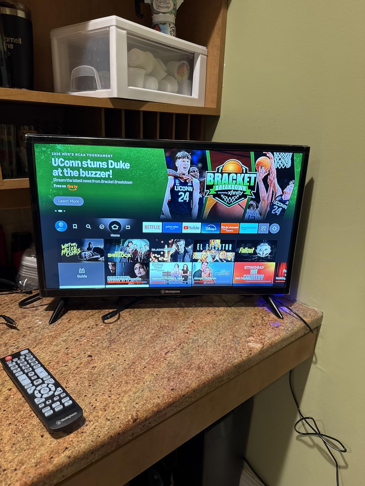 Westinghouse 24 Inch TV, HD LED Small Flat Screen Non-Smart Television, Works with Fire Stick, Roku, Apple TV, TiVo, Xumo, and Streaming Devices customer photo 2