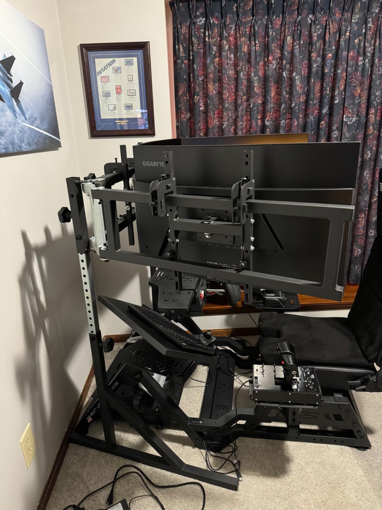 Triple Monitor Floor Stand GEN2 for Racing and Flight Simulators Model LD | for Monitors up to 100x100mm VESA Mount or 24, 27, 32, 34-39 (Triple Stand for Monitors, LD) customer photo 2