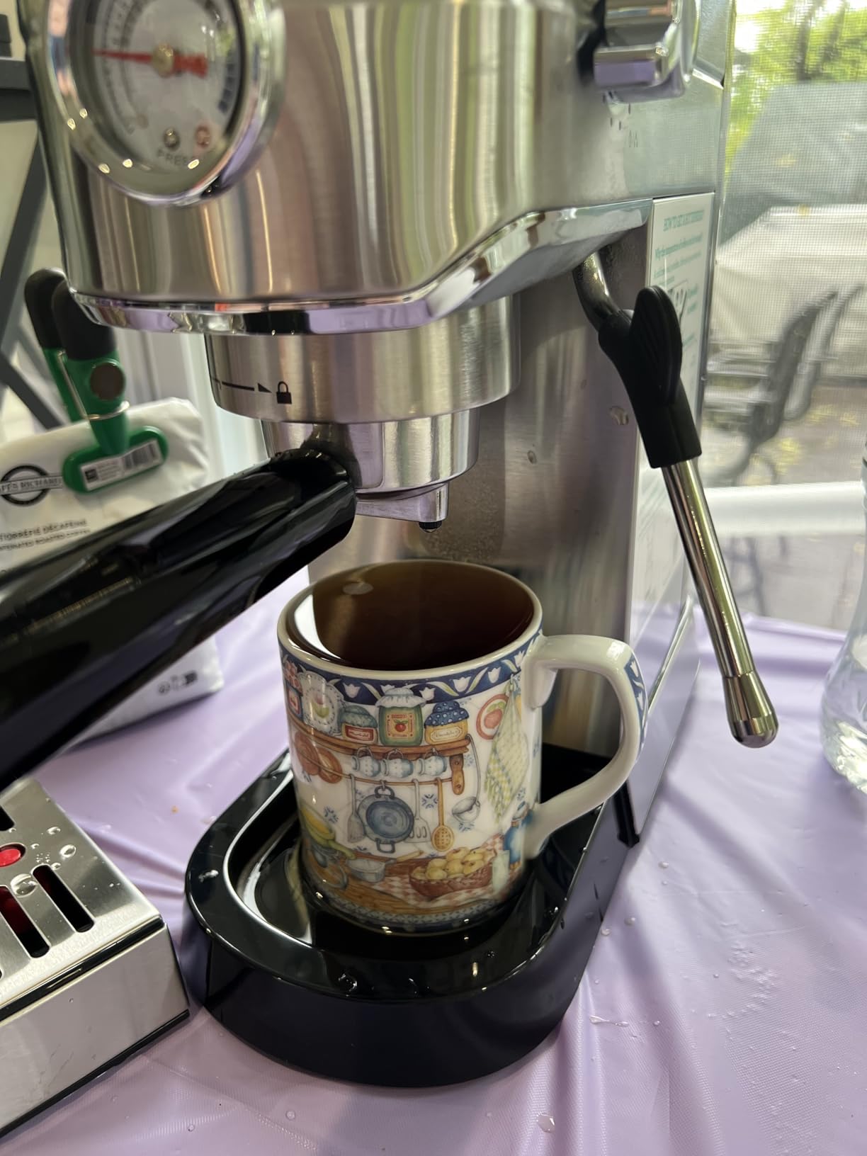CASABREWS CM5418 Compact Espresso Machine with Milk Frothing Steam Wand customer photo 1