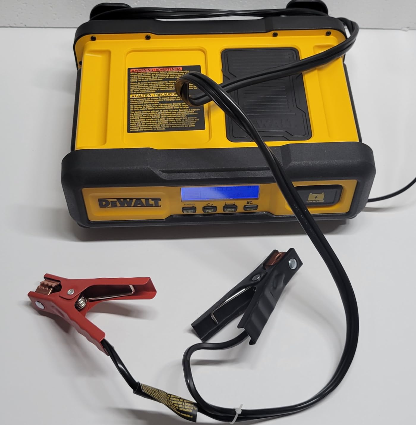 DeWalt DXAEC100 30 Amp Battery Charger, for Vehicles | 100 Amp Engine Start, 30 Amp Charger, 3 Amp Maintainer customer photo 1