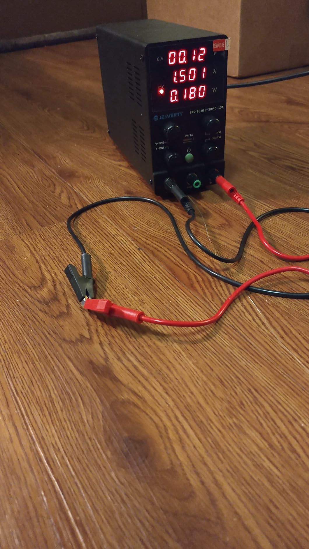DC Power Supply Variable, 0-30V 0-10A Adjustable Switching DC Regulated Bench Power Supply with High Precision 4-Digit LED Display, 5V/2A USB Port, Coarse and Fine Adjustment SPS-3010 customer photo 2