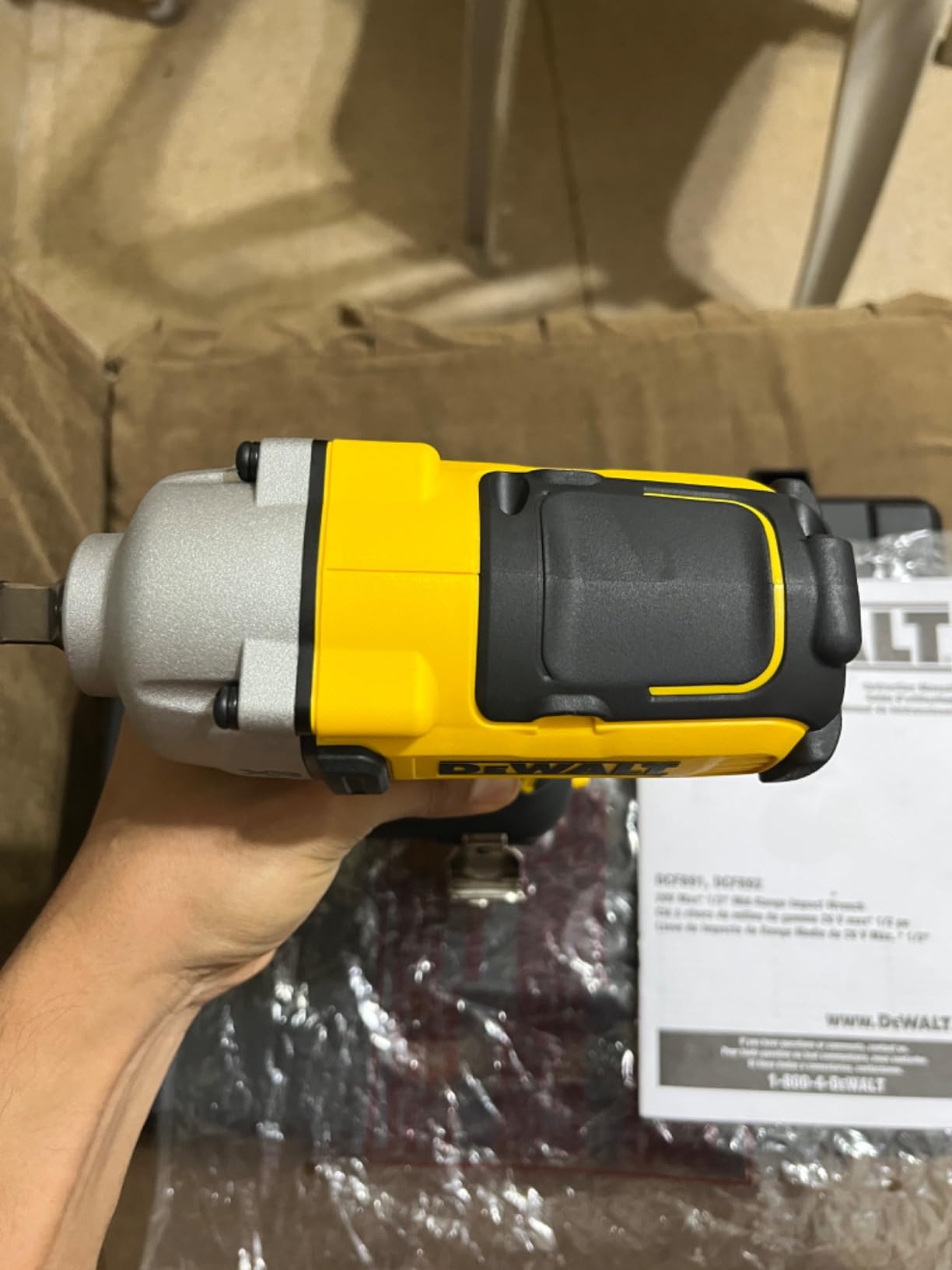 DEWALT 20V MAX Cordless Impact Wrench, 1/2
