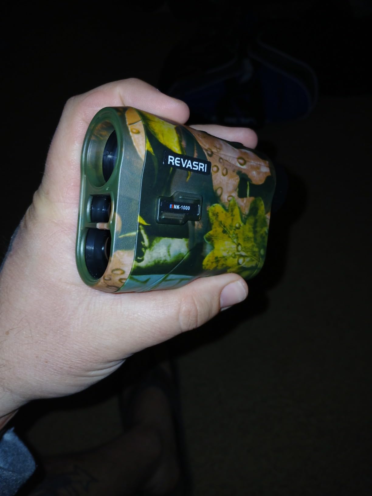 REVASRI Hunting Laser Rangefinder with Rechargeable Battery 1000 Yards Hunting Range Finder with Target Acquisition Technology Easy-to-Use Clear Accurate Rangefinders for Hunters customer photo 1