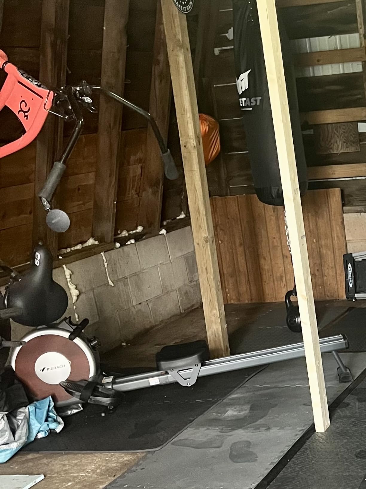 MERACH Rowing Machines for Home, Magnetic Rowing Machine with 16 Levels, Rower Machine of Quiet Resistance, Dual Slide Rail with Max 350lbs Weight Capacity, App Compatible customer photo 2