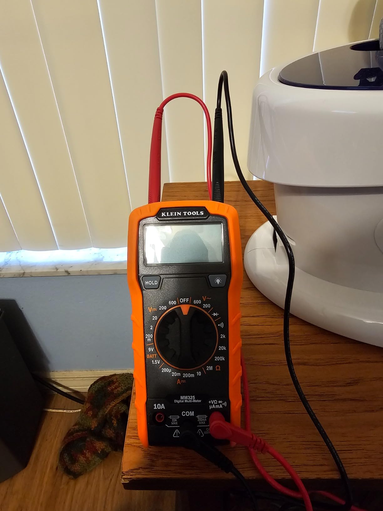 Klein Tools MM325 Multimeter, Digital Manual-Ranging 600V AC/DC Voltage Tester, Tests Batteries, Current, Resistance, Diodes, and Continuity customer photo 2