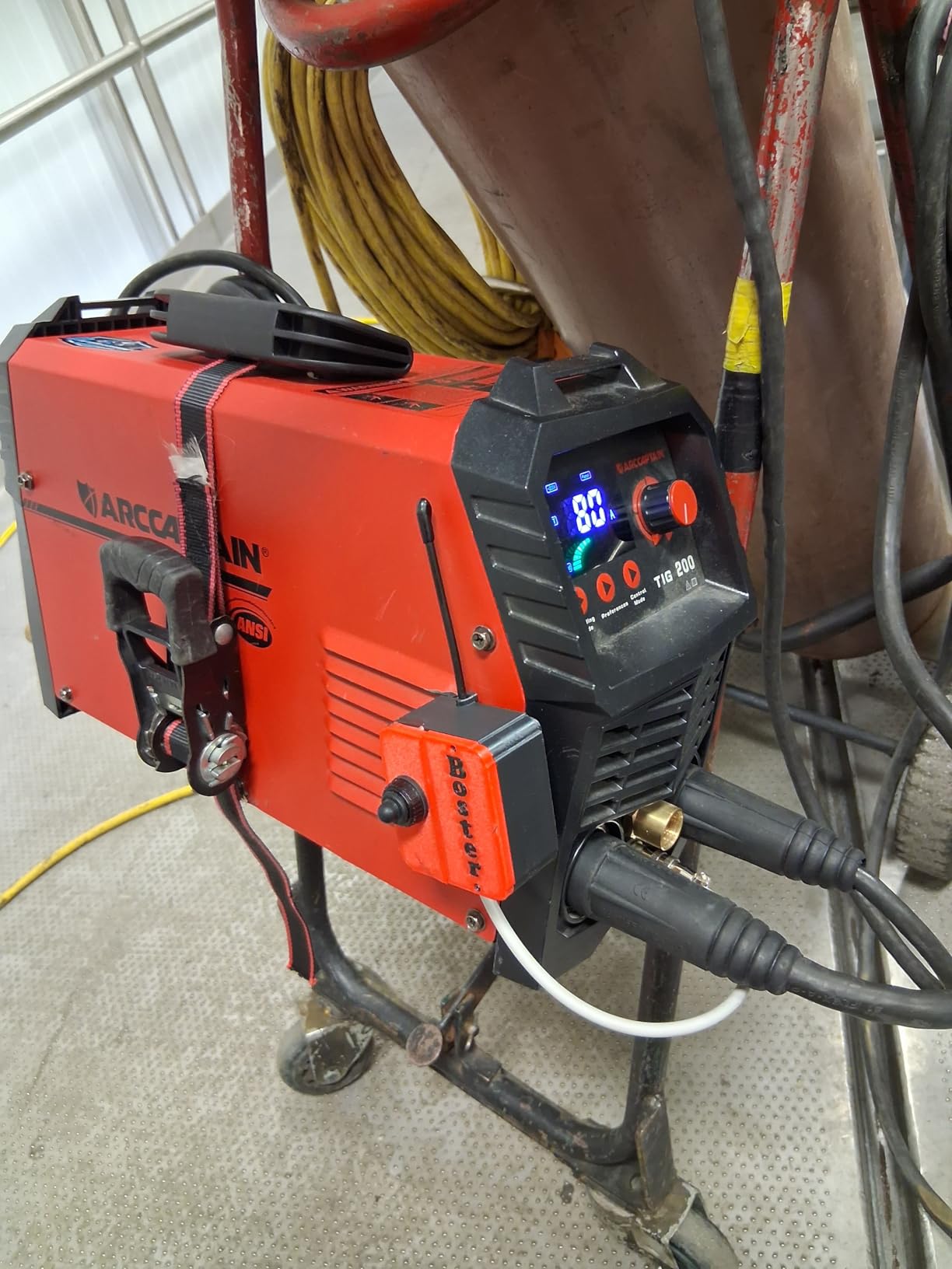 ARCCAPTAIN 200A TIG Welder, 110V/220V TIG/Stick 2 IN 1 Welding Machine | High Frequency DC TIG, 2T/4T Function / LED Digital Display / Includes Tungsten Electrode / Dual Voltage / TIG200 customer photo 1