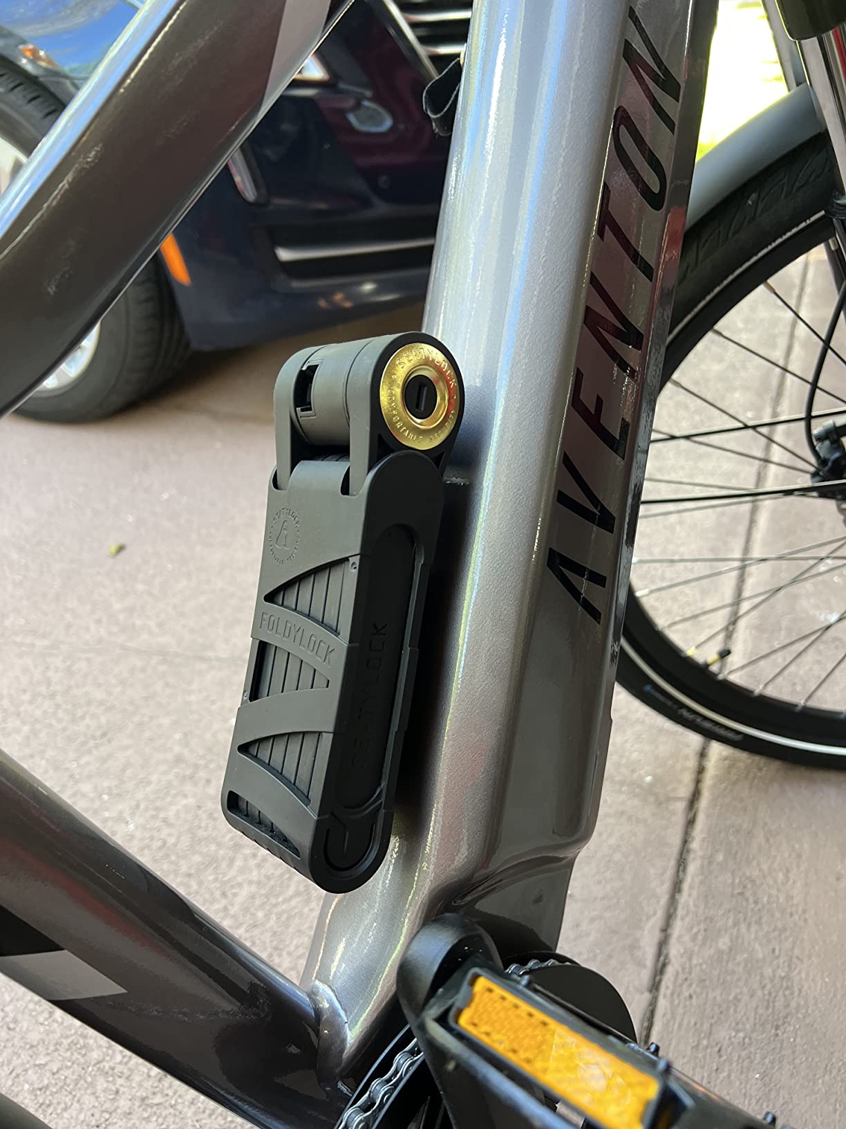 FoldyLock Forever Folding Bike Lock - Patented Sleek High Security Sold Secure Gold Bicycle Lock - Heavy Duty Anti Theft Smart Guard with Keys - 90cm | Dependable Sleek Patented Bicycle Folding Lock, 18/18 Heavy Duty Anti Theft Smart Secure Guard (FoldyLock Forever - 35.4'') customer photo 1