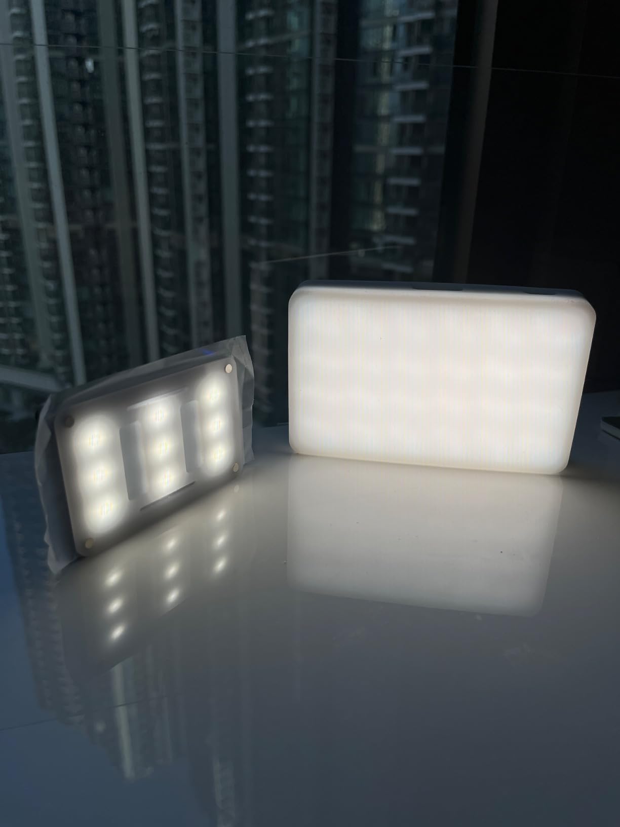 SmallRig RM120 RGB LED Video Light Panel, 7W Portable Metal Camera Light | 2500-8500K CRI TLCI 98+, 5000mAh / 3H Runtime / OLED Screen / 12 Effects for TikTok, Content Creator, Photographer customer photo 1