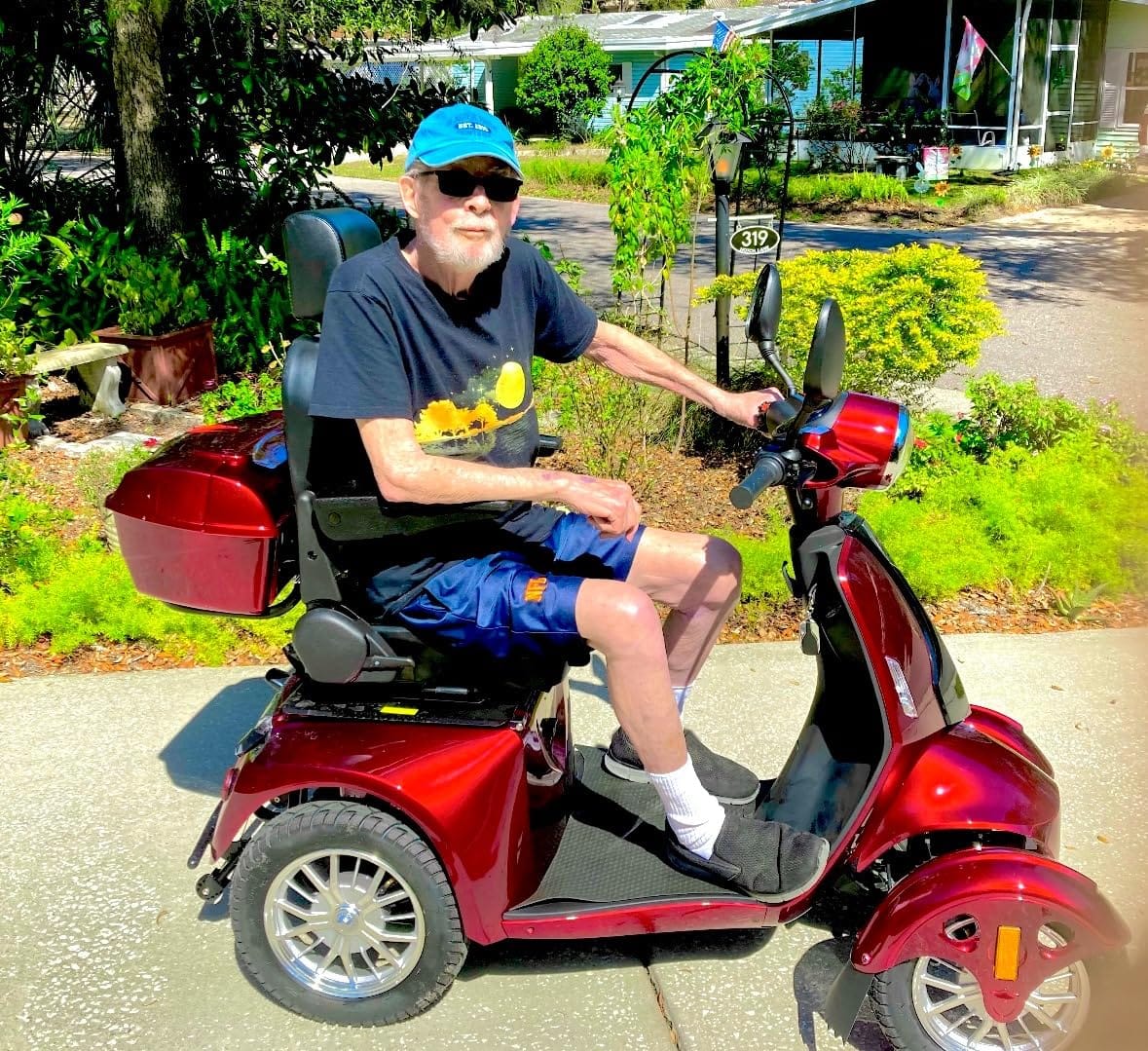 Heavy Duty 4 Wheel Mobility Scooters for Seniors & Adults 500lbs Capacity - Electric Powered Chair - 1000W All Terrain Fast Mobility Scooter for Travel w/Long Range Battery Remote Key customer photo 1