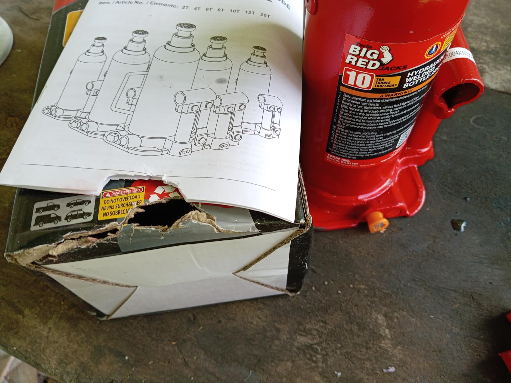 BIG RED 10 Ton (20,000 LBs) Torin Welded Hydraulic Car Bottle Jack for Auto Repair and House Lift, Red, TAM91003B customer photo 2