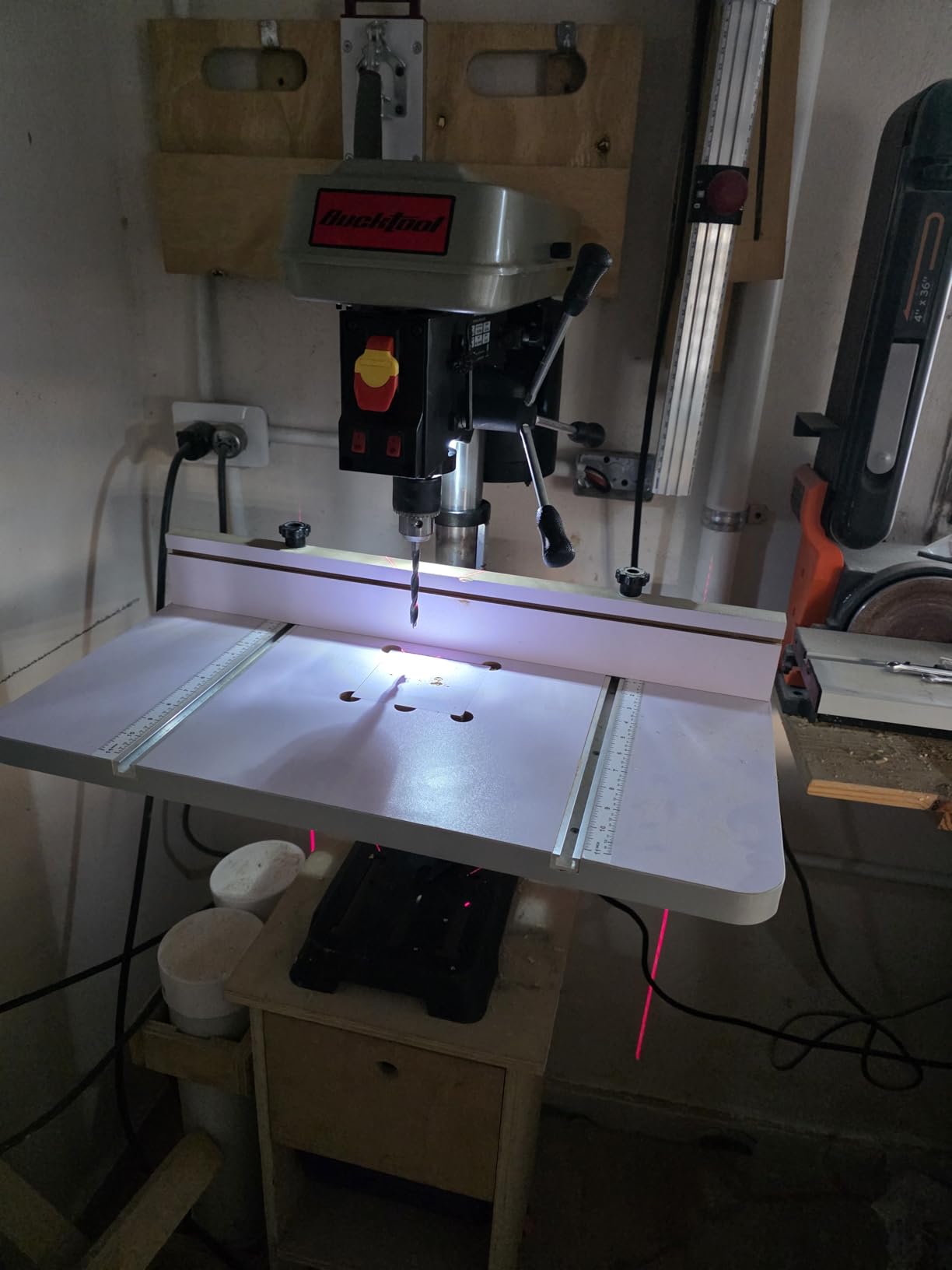 BUCKTOOL 10-Inch Drill Press 6.2 Amp 3/4 HP Bench Drill Press | 5-Speed, Benchtop Drilling Machine with LED Work Light, Tilting Table and Cast Iron Base customer photo 1
