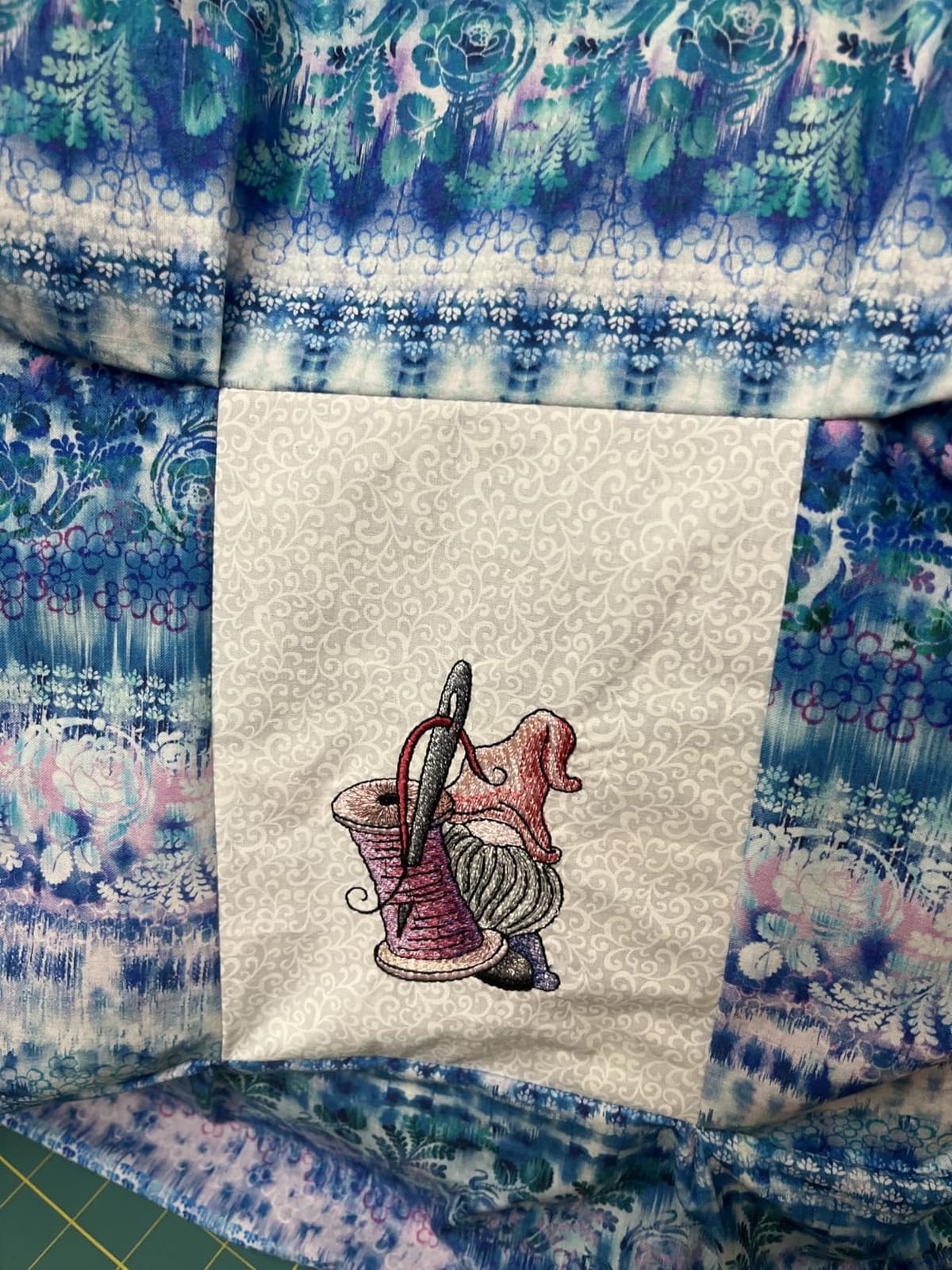 Brother PE900 Wireless Embroidery Machine with WLAN | WLAN customer photo 1