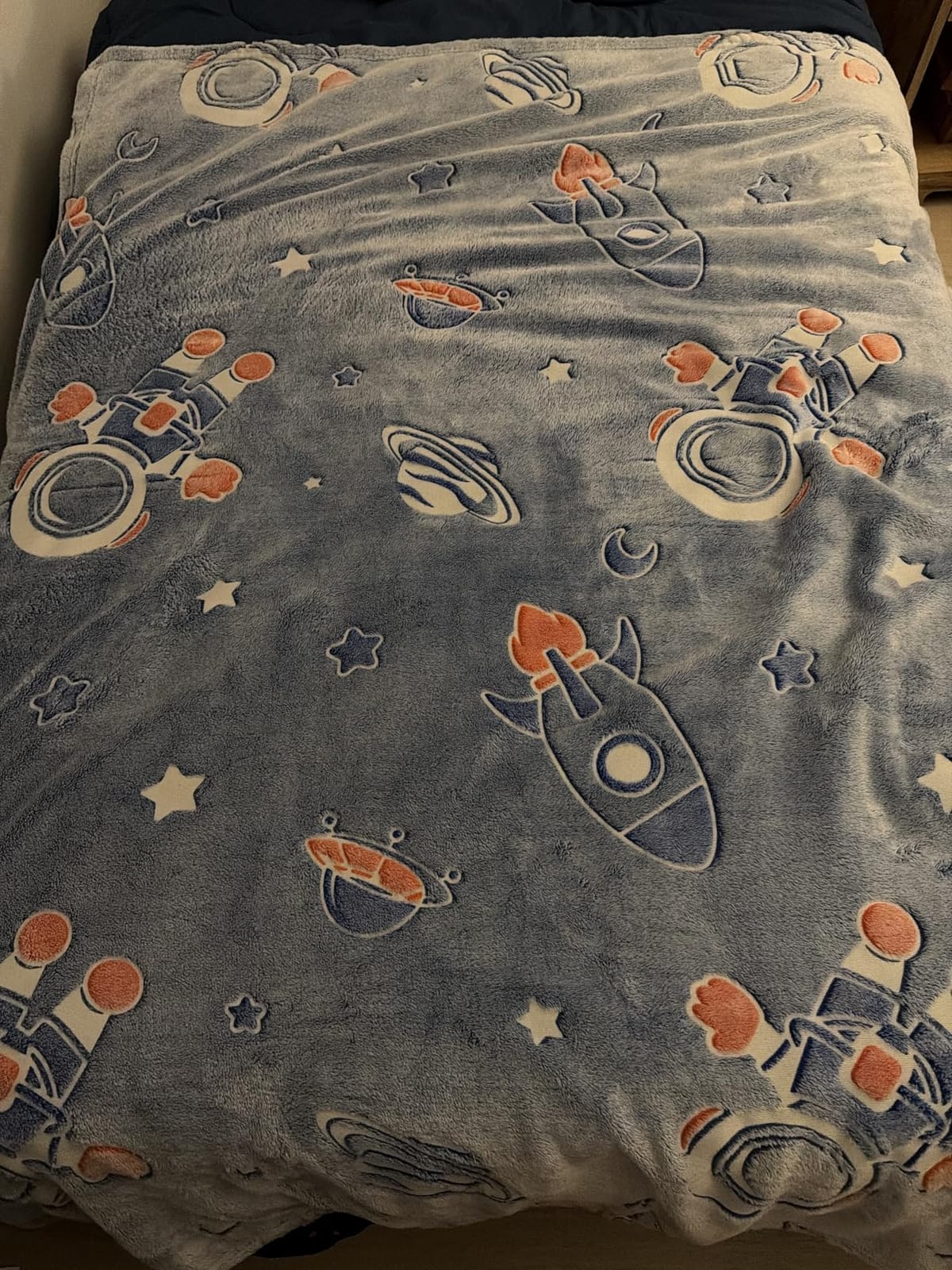 Glow in The Dark Blanket Game Controller Throw Blanket, Gamer Gifts Toys for Kids Boyfriend, Boys Teen Soft Cozy Gaming Blanket Gamer Gifts Game Decor Blankets for Home Bedroom 50