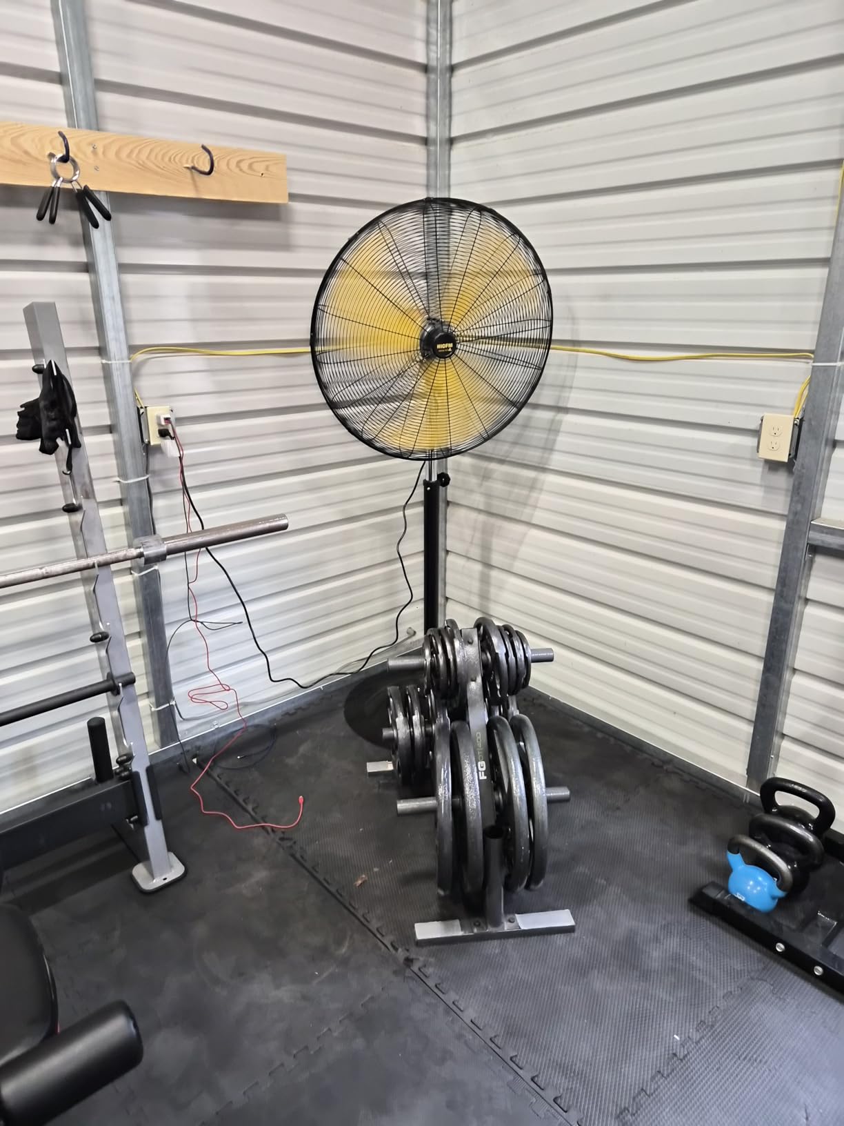 HiCFM 20 inch High Velocity Pedestal Oscillating Fan - UL Safety Listed | 5000 CFM Fan with Powerful 1/5 Motor, 9ft Power Cord, Oscillation, Metal Body with Wheels for Garage, Commercial, Industrial customer photo 1