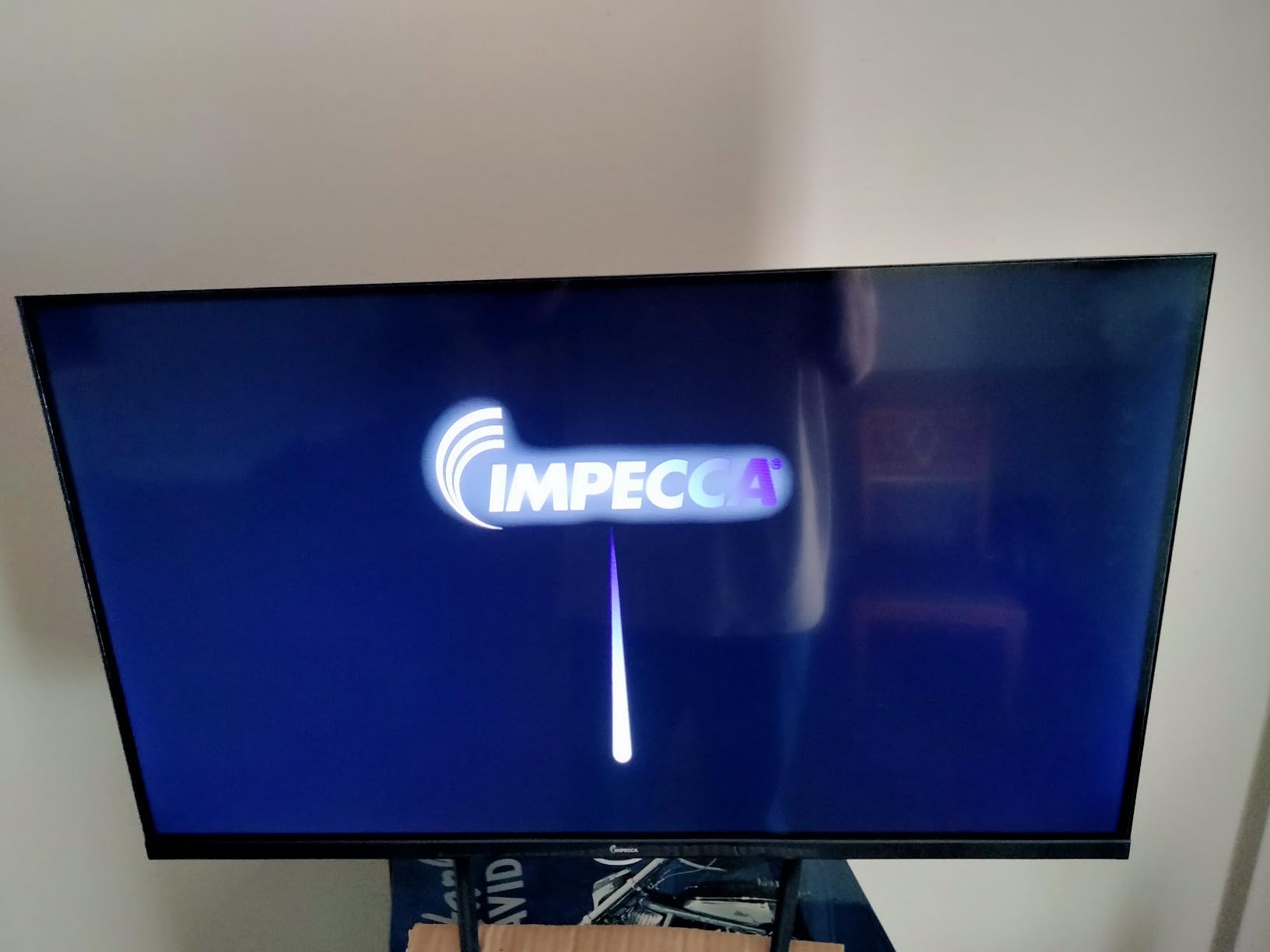 Impecca 32 inch LED TV 720P HD, HDMI & USB Ports Full Function Remote Control Built-in Stereo Speakers Wall Mountable Frameless Design, None-Smart customer photo 1