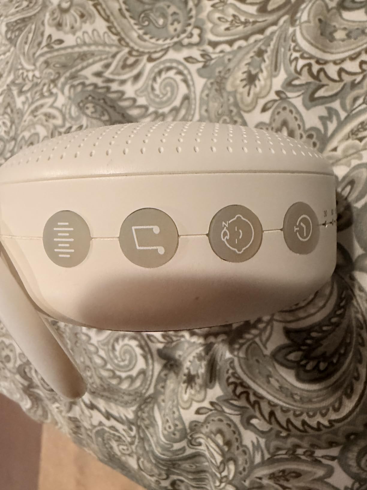 Dreamegg Portable Noise Machine for Baby Adult, Features Powerful Battery, 21 Soothing Sound, Noise Canceling for Office & Sleeping customer photo 2