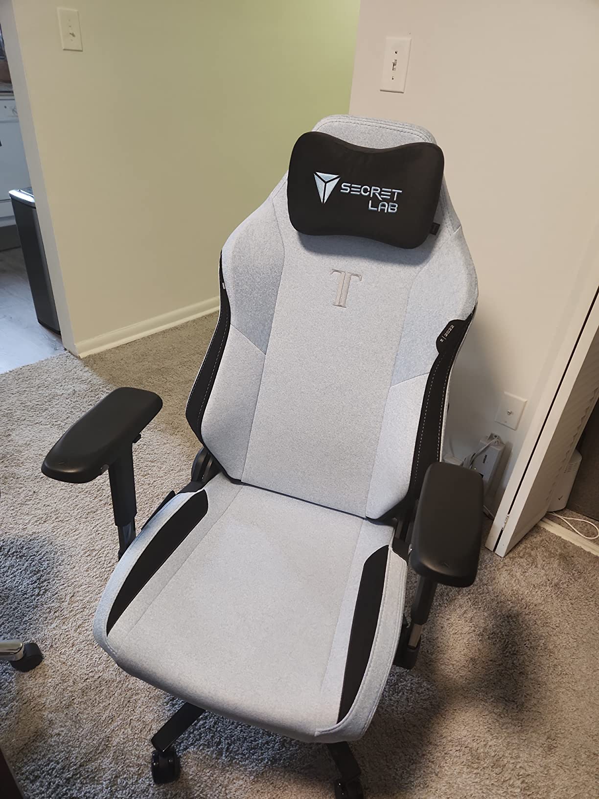 Secretlab Titan Evo Black3 Gaming Chair - Small, Fabric, Black, Ergonomic | Lumbar Support, High Back, Reclining, Magnetic Head Pillow, Standard (285 lbs), 4D Armrests, Height Adjustable customer photo 2
