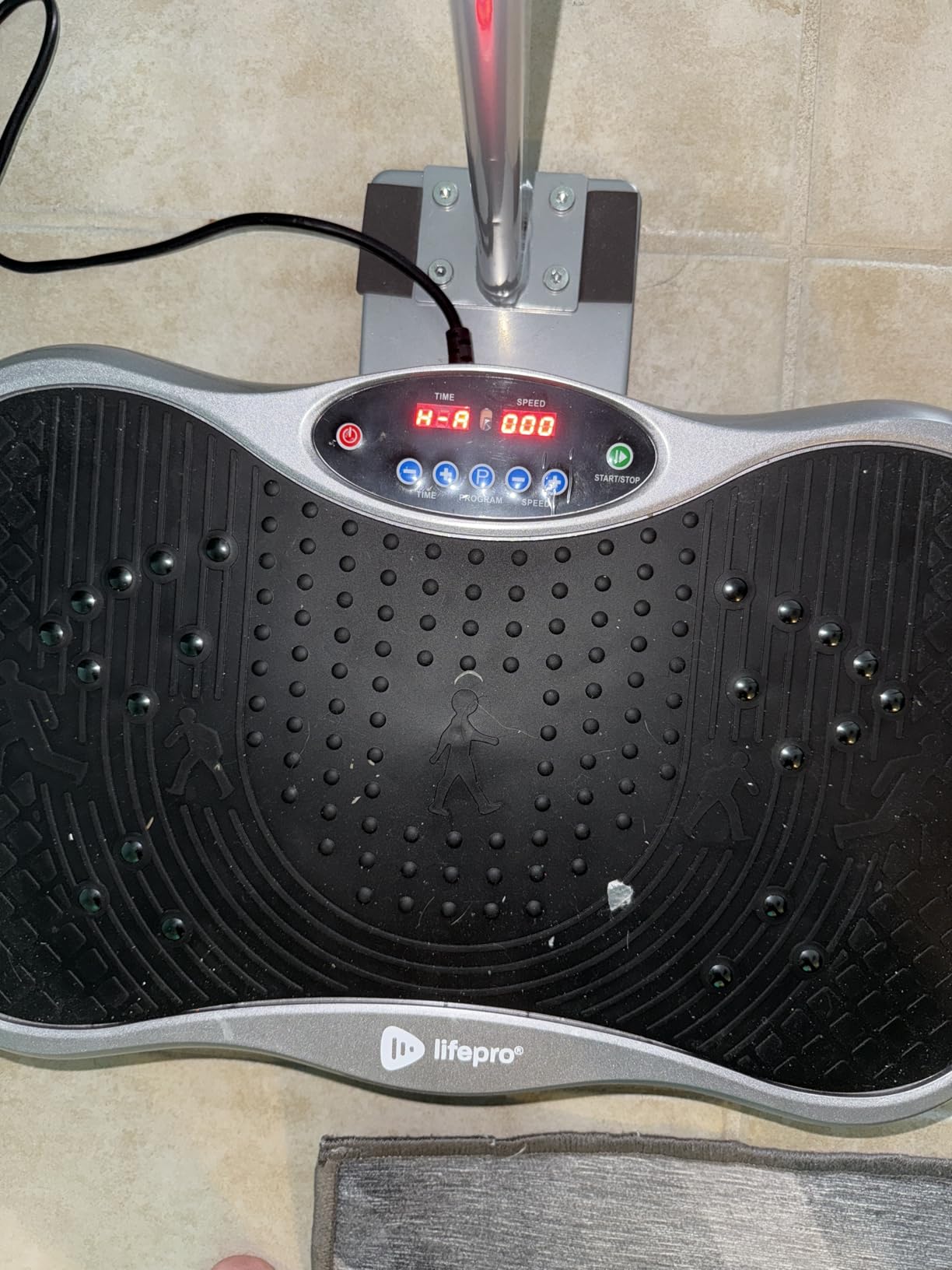 Lifepro TrimLite Vibration Plate with Handles and Magnetic Acupoints | Bluetooth Speakers, 99 Speed Levels, 9 Presets, Resistance Bands - Vibration Plate for Lymphatic Drainage & Full Body Workout customer photo 1