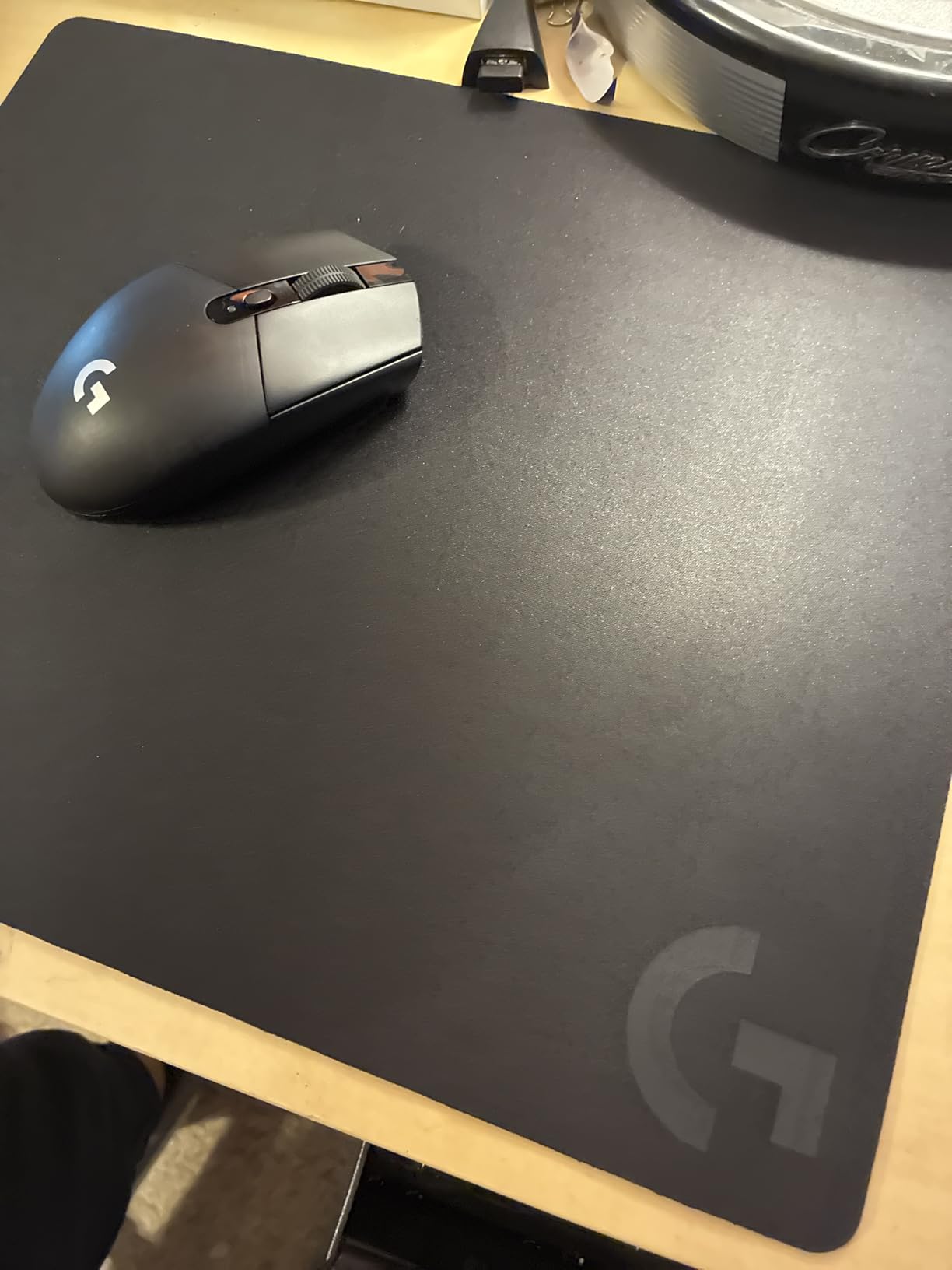 Logitech G840 XL Cloth Gaming Mouse Pad (900x400x3) - Black | Cloth material, 0.12 in thin, stable, performance-tuned surface customer photo 1