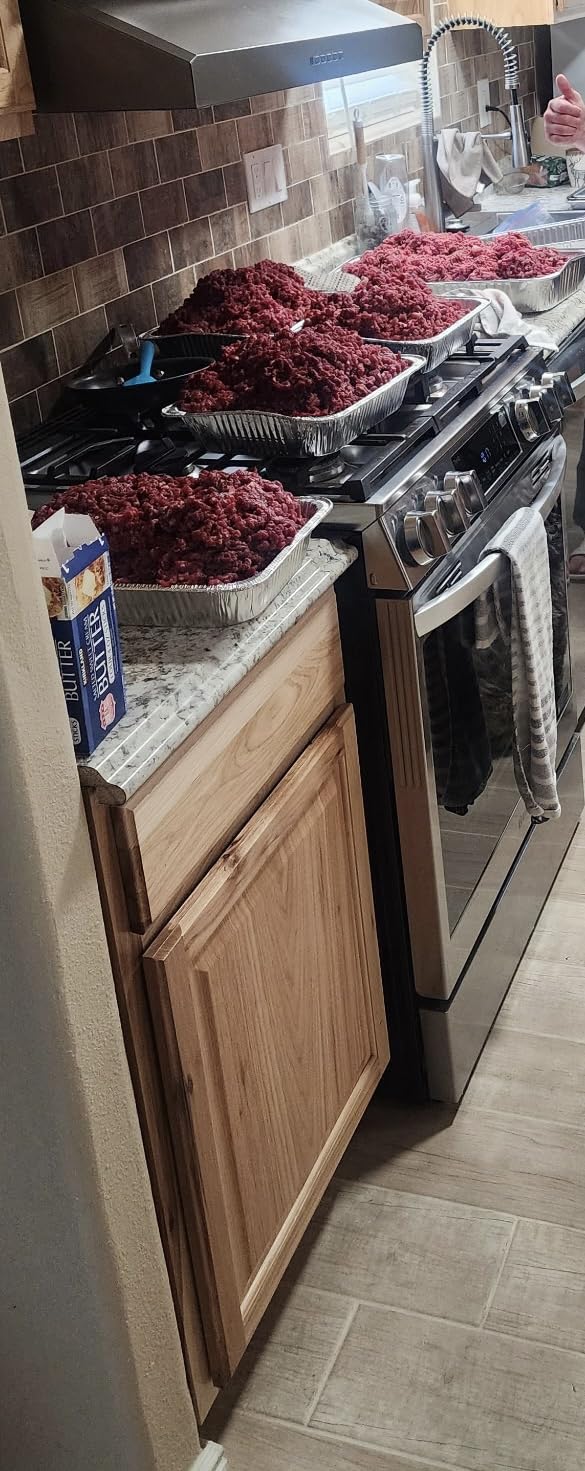 Electric Meat Grinder, Sausage Stuffer with 3 Sausage Tubes, 2 Blades, 3 Plates, 3200W Max, Meat Grinder Heavy Duty for Home Kitchen Use, Stainless Steel (Black) customer photo 1