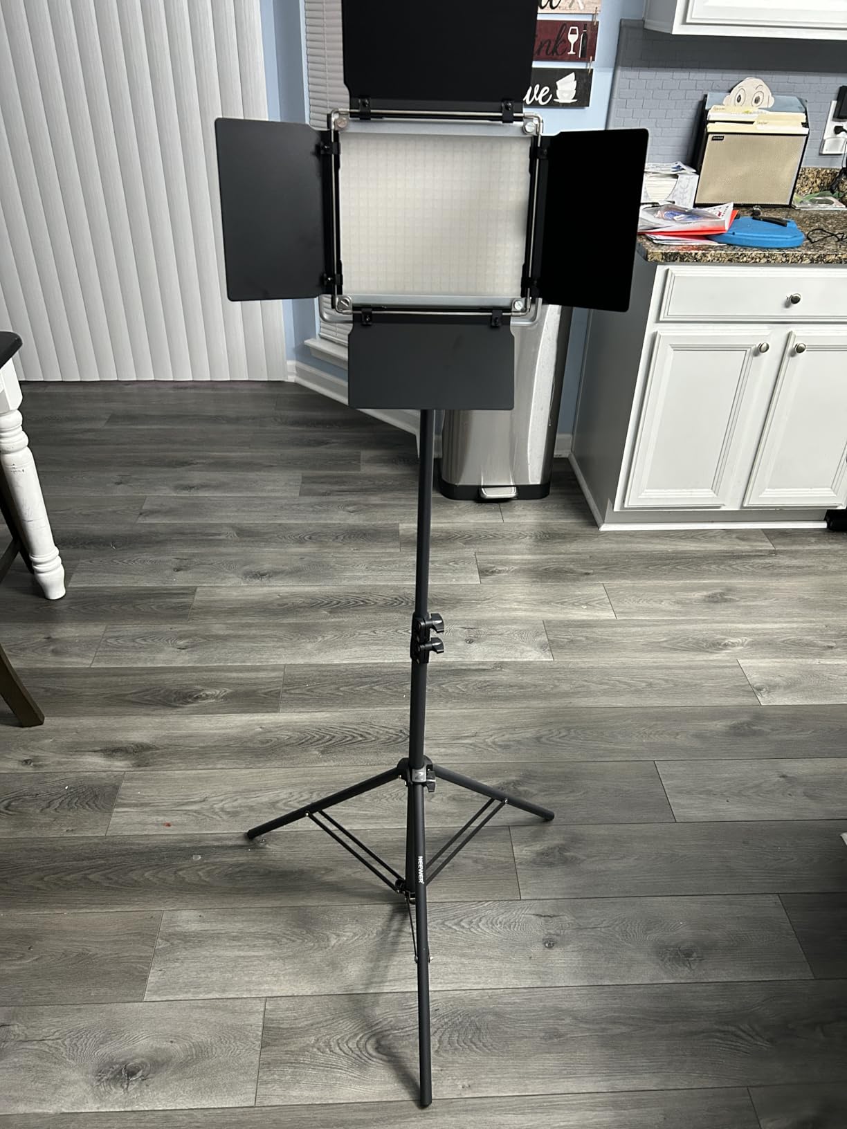 NEEWER Upgraded 660 PRO II RGB LED Video Light w App Control Tripod Stand | 2 Pack Kit, 50W, 1% Min Dimming, CRI97+, 3200K-5600K, for Game Streaming YouTube Studio, Bluetooth customer photo 1
