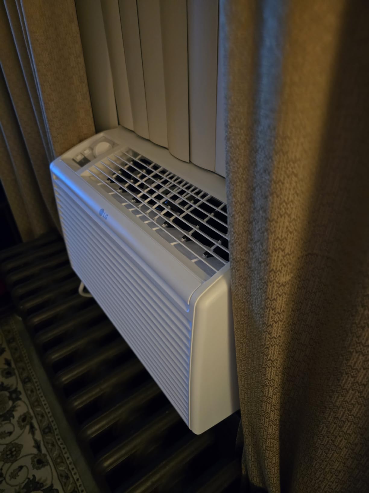 LG 5000 BTU Window Air Conditioners [2023 New] Easy Mechanical Control Ultra-Quiet Compact-size Cools Washable Filter 150 Sq.Ft. for Small Room AC Unit air conditioner Easy Installation White LW5023 customer photo 2