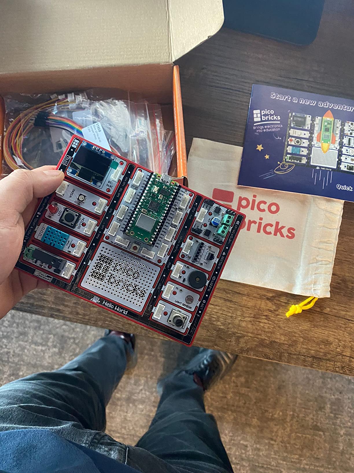 PicoBricks Raspberry Pi Pico W Starter Kit with 12 Detachable Sensors and Extensive Learning Guide, DIY Coding Kit, Raspberry Pi for Kids customer photo 2