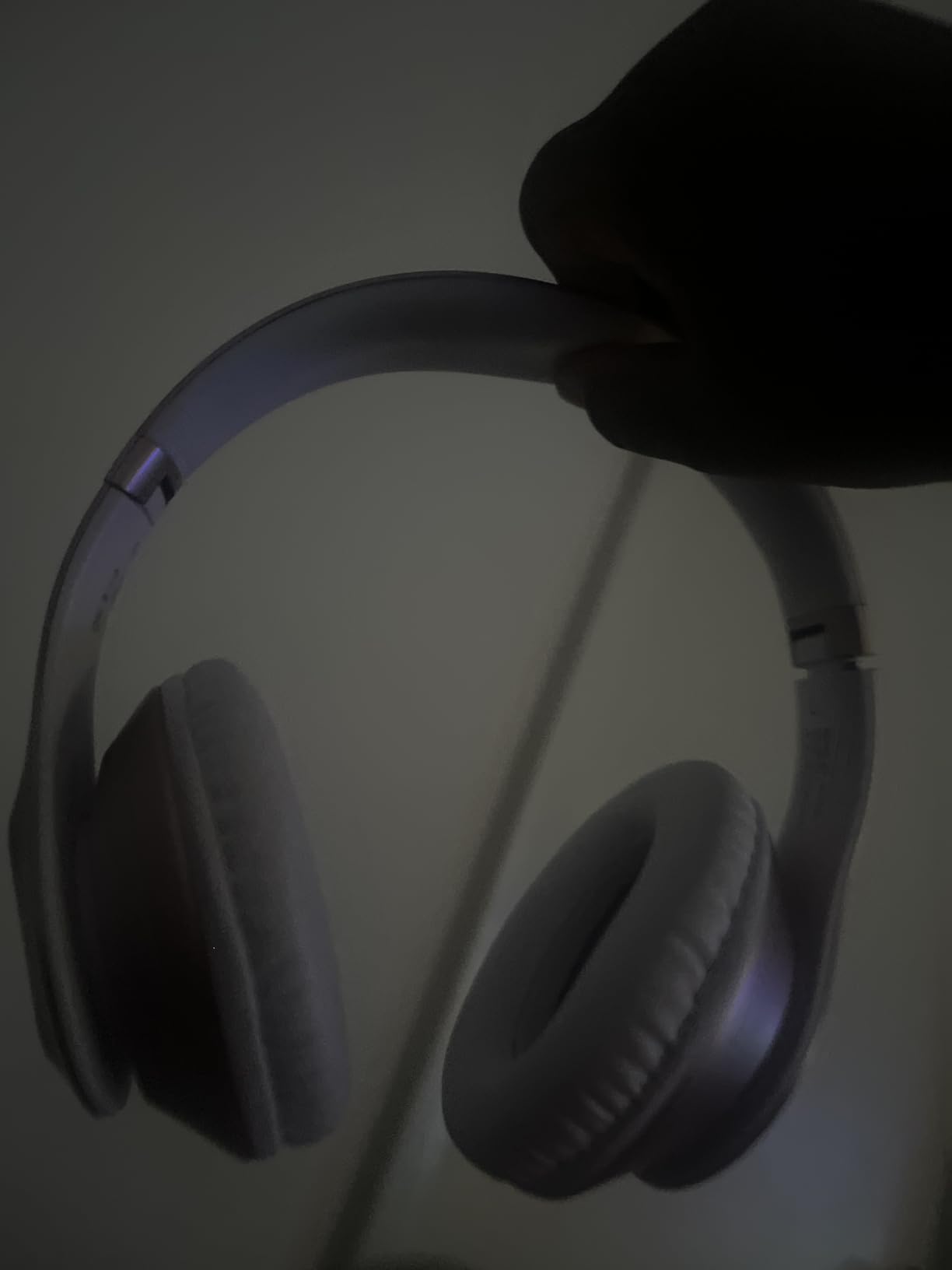 Wireless Bluetooth Headphones Over Ear 65H Playtime HiFi Stereo Headset with Microphone and 6EQ Modes Foldable Bluetooth V6.0 Headphones for Travel Smartphone Computer Laptop Rose Gold customer photo 1