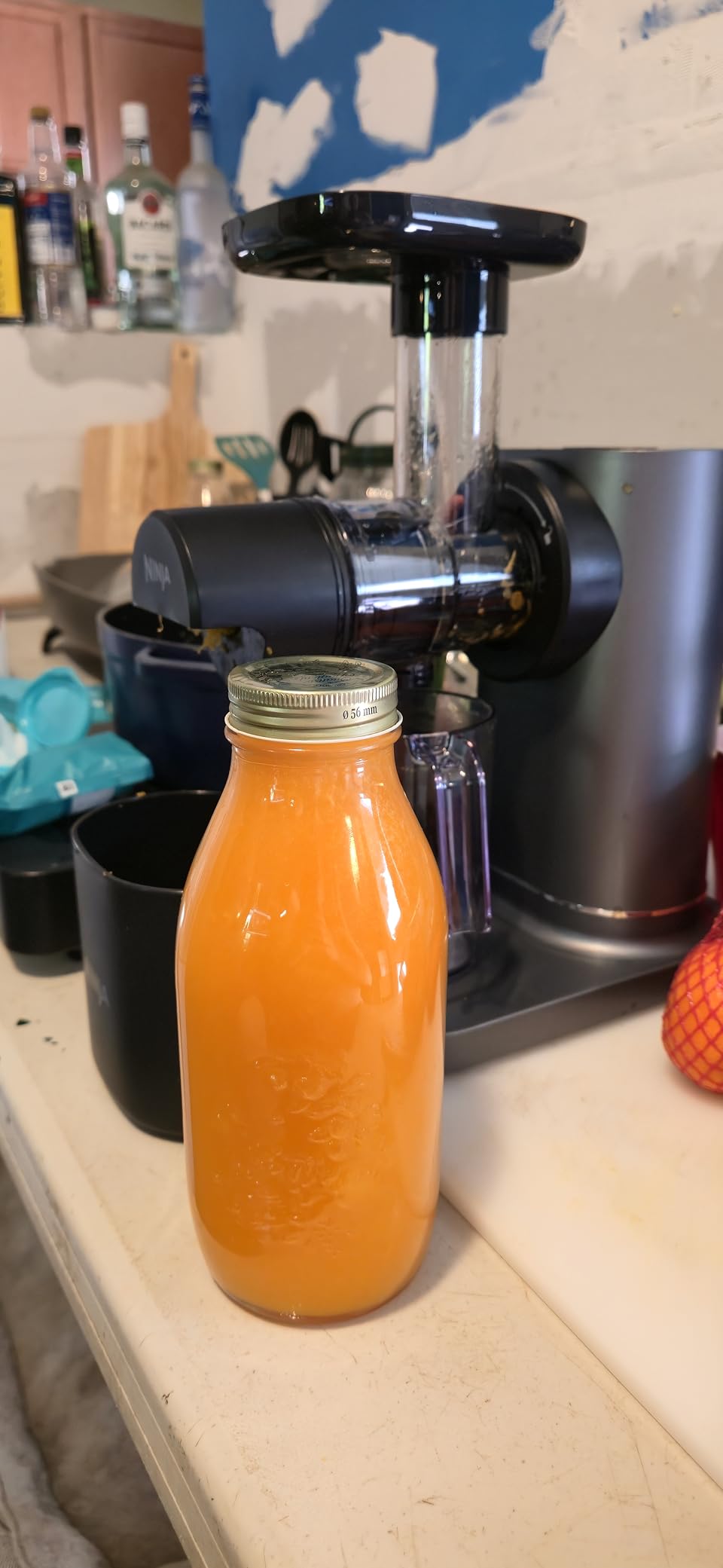 Ninja NeverClog Cold Press Juicer, 24oz Jug, 36oz Pulp, Charcoal, JC151 | 150W high-torque auger juices fibrous fruits & veggies. Total Pulp Control, 2 one-touch programs. Dishwasher safe. customer photo 1