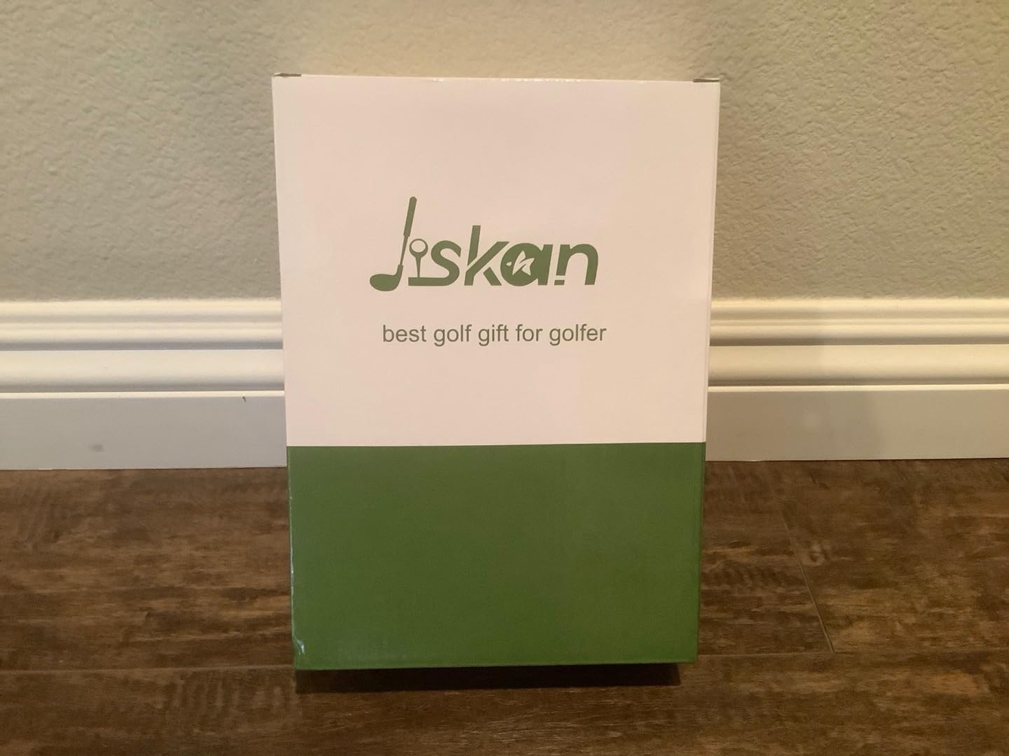 Jiskan Golf Gifts for Men and Women, Golf Accessories Set with Hi-End Case, Golf Balls, Rangefinder, Golf Tees, Brush, Multifunctional Divot Knife, Scorer, Golf Ball Clamp customer photo 2