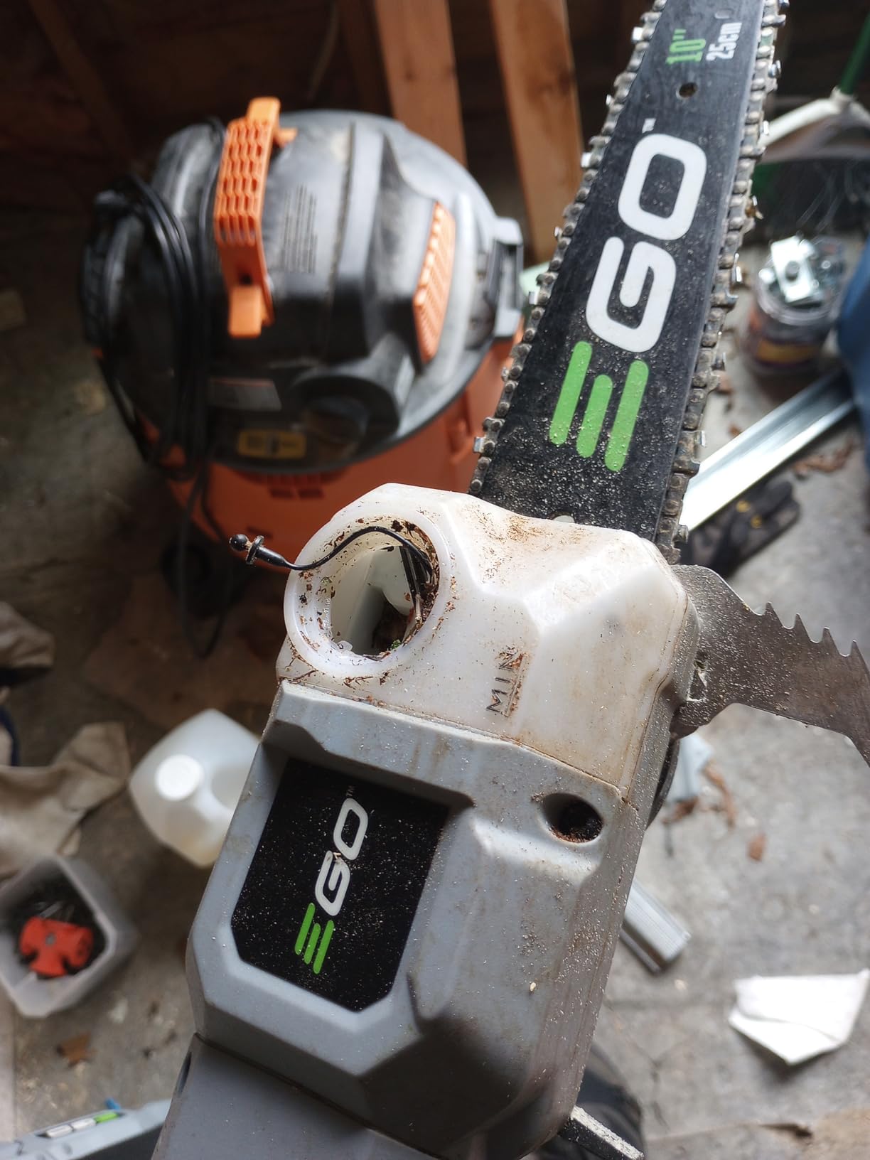 EGO Power+ Pole Saw for Tree Trimming, Cordless Electric Pole Saw with Telescopic LED Cut Line Indicator, Includes 56V 2.5Ah Battery and Charger - PS1001 customer photo 2