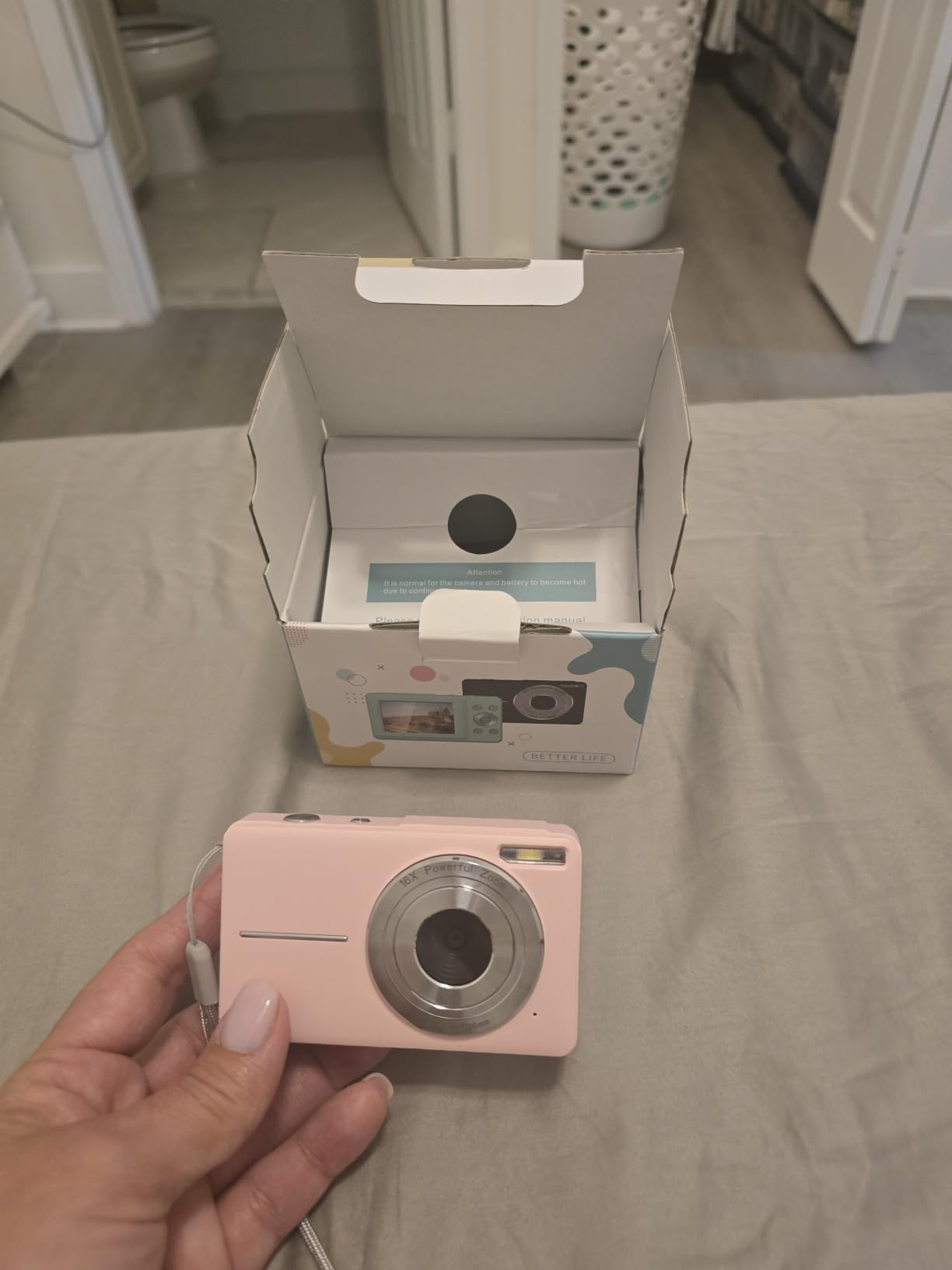 Digital Camera, FHD 1080P Digital Point and Shoot Camera with 16X Zoom Anti Shake, 32GB Card, Compact Small Camera for Boys Girls Kids customer photo 1