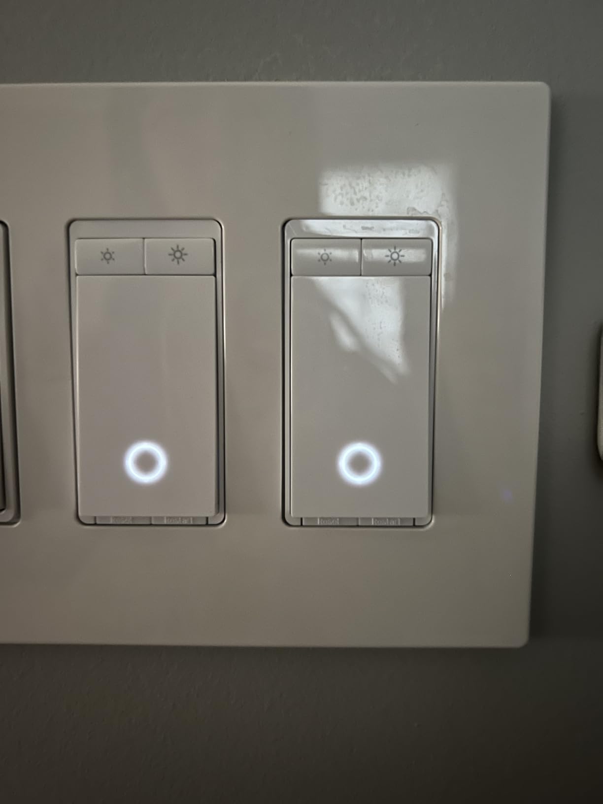 Kasa Apple HomeKit Smart Dimmer Switch KS220P3, Single Pole, Neutral Wire Required, 2.4GHz Wi-Fi Light Works with Siri, Alexa and Google Home, UL Certified, No Hub Required, White, 3 Count (Pack of 1) customer photo 2