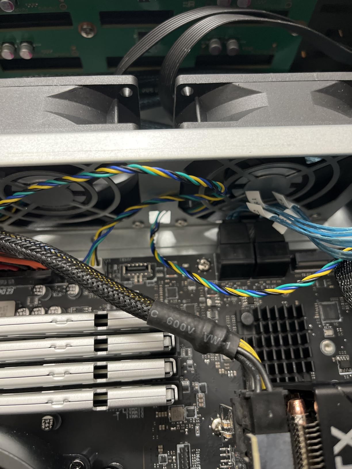 RackChoice M-ATX/Mini-ITX 2U Rackmount Depth 21.5