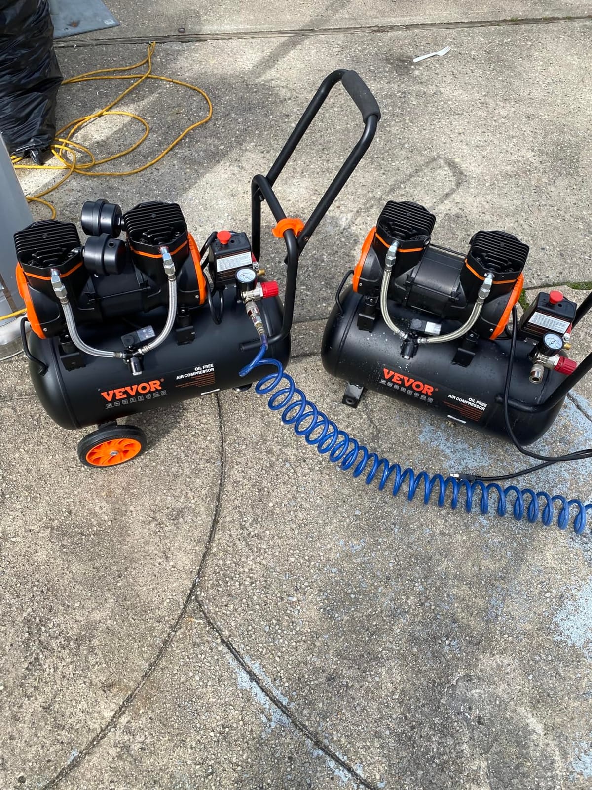 VEVOR 6.3 Gallon 2 HP Air Compressor, Max 116PSI, Oil Free Compressor Tank for Auto Repair, Tire Inflation, Spray Painting, Woodwork Nailing, 3.35 CFM@90PSI, Quiet Operation customer photo 1