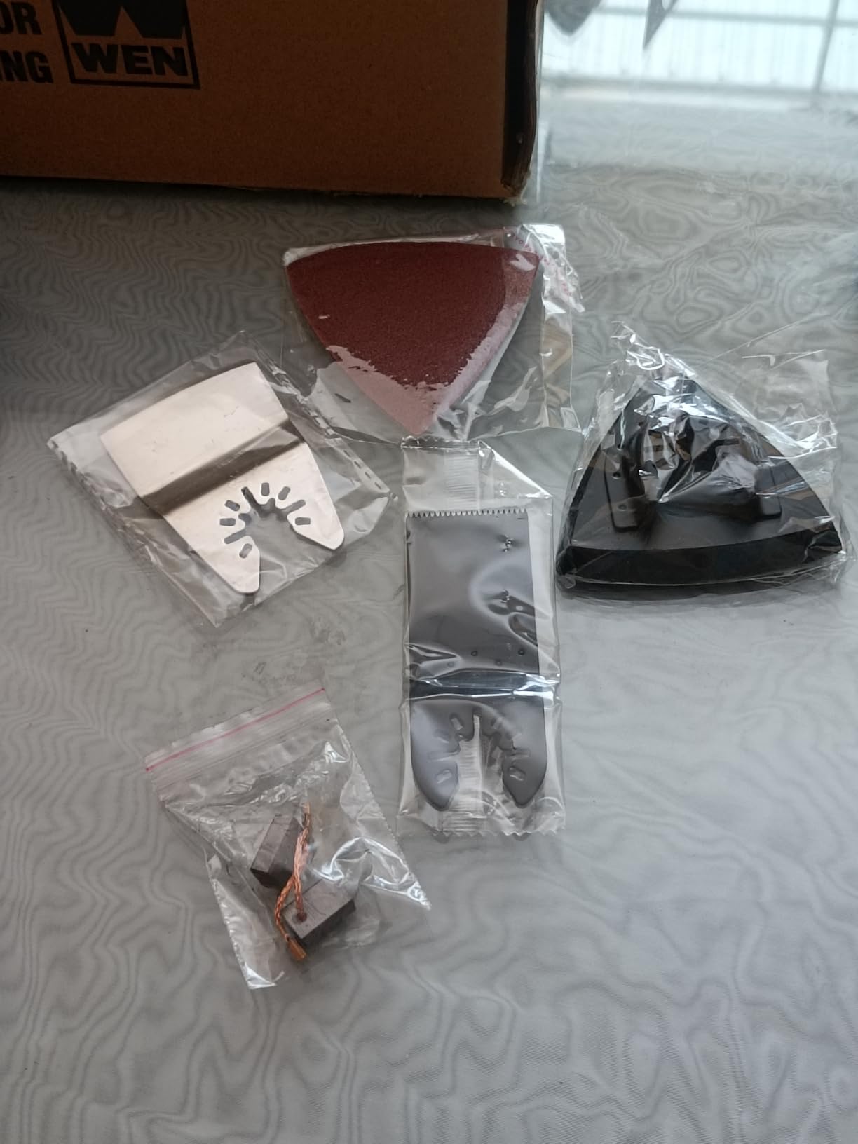 WEN Oscillating Multi-Tool Kit, 3.5A Variable Speed with Accessories and Carrying Case (MT3537) customer photo 1