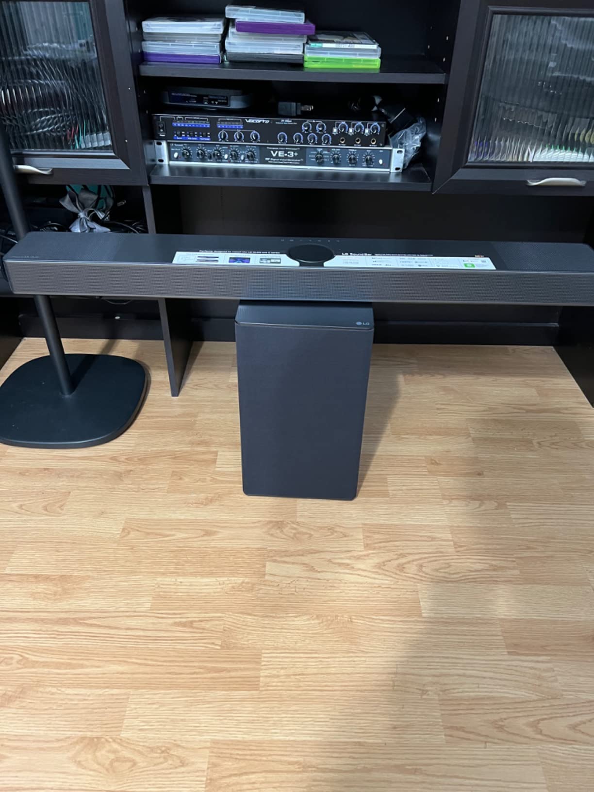LG SC9S 3.1.3-Channel Perfect Matching Soundbar to the OLED evo C Series TV, Dolby Atmos, Wow Orchestra, WOWCAST Built-in with Wireless Dolby Atmos, Rear Speaker Ready, Wireless Subwoofer customer photo 2