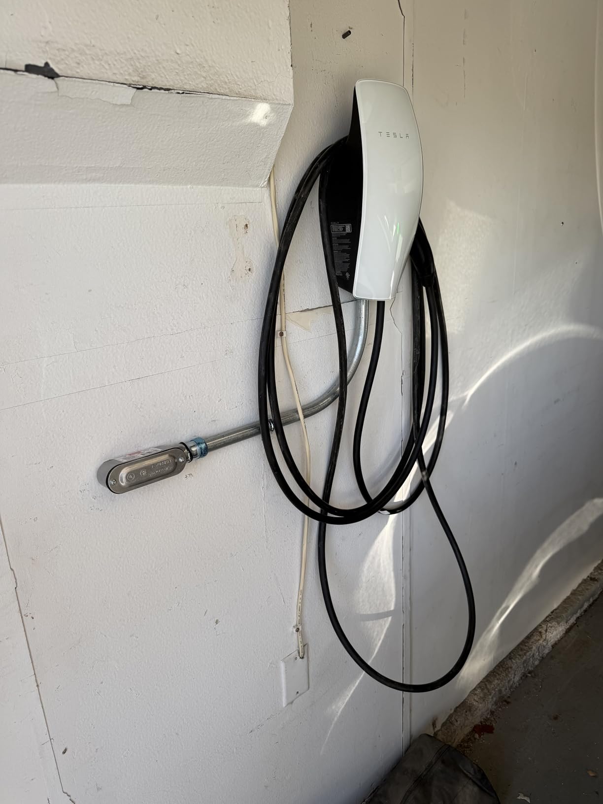 Tesla Wall Connector - Electric Vehicle (EV) Charger - Level 2 - up to 48A with 24' Cable customer photo 1