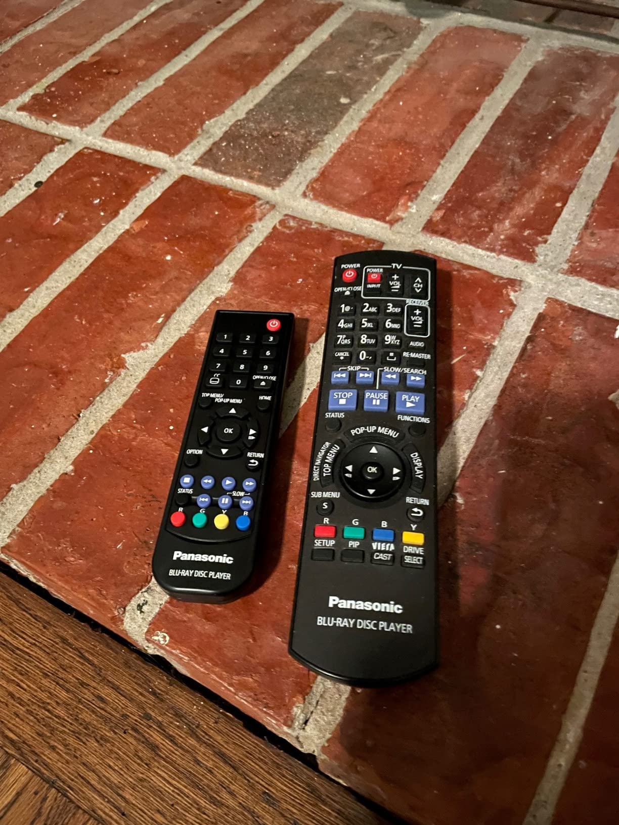 Panasonic 4K Blu Ray Player, Ultra HD Premium Video Playback and Hi-Res Audio - DP-UB154P-K DVD Player (Black) customer photo 1