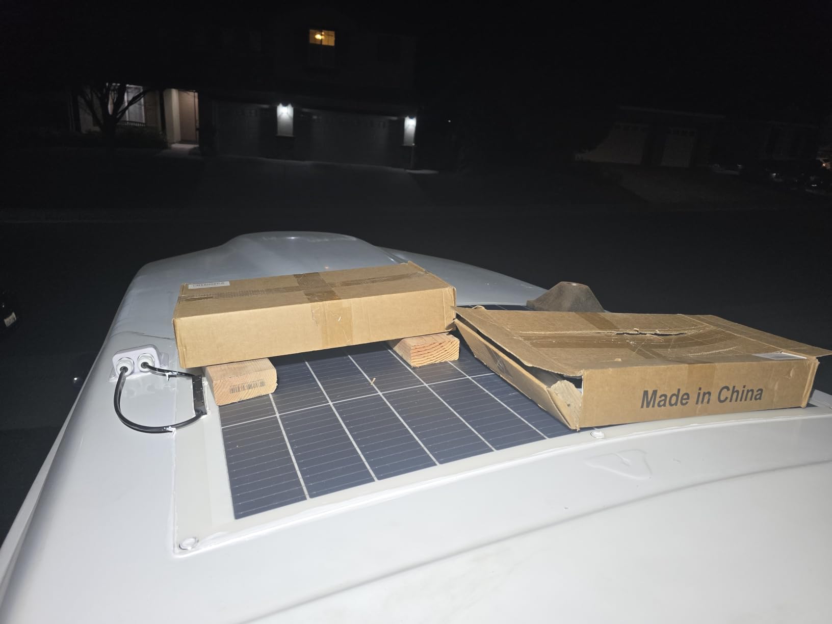 ECO-WORTHY 260Watt 12Volt Flexible Solar Panel Kit for Off Grid Home RV, Boat and Uneven Surfaces:2pcs 130W Mono Solar Panel + 30A 12V Charger Controller + Solar Cable + Tray Cable + Y Branch customer photo 2