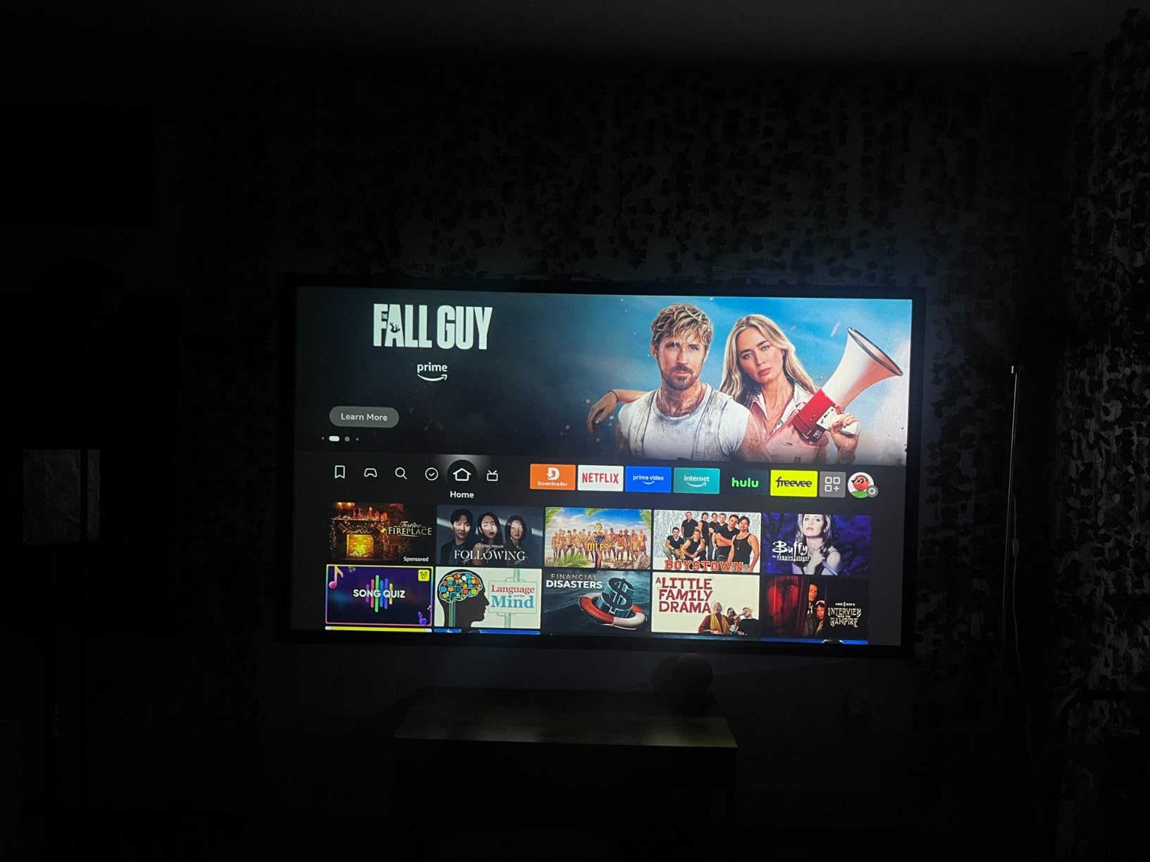Fixed Frame Projector Screen - Matte 100 inch - Hang on Wall - 4K - 8K Ultra HD, HDTV, HDR & Active 3D, Ultra Short Throw - 16:9 Format customer photo 1
