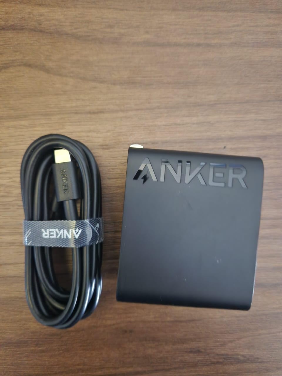 Anker Laptop Charger, Compact Foldable 100W USB C Charger with 5FT Cable | High-Speed for MacBook Pro/Air, Samsung Galaxy, iPhone 17/16, iPad Pro, and More customer photo 1