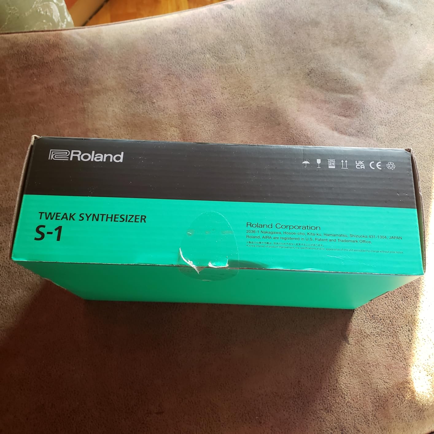 Roland AIRA Compact S-1 Tweak Synth | Ultra-Portable Micro Polysynth with Advanced Tools | D-Motion Sound Control customer photo 2
