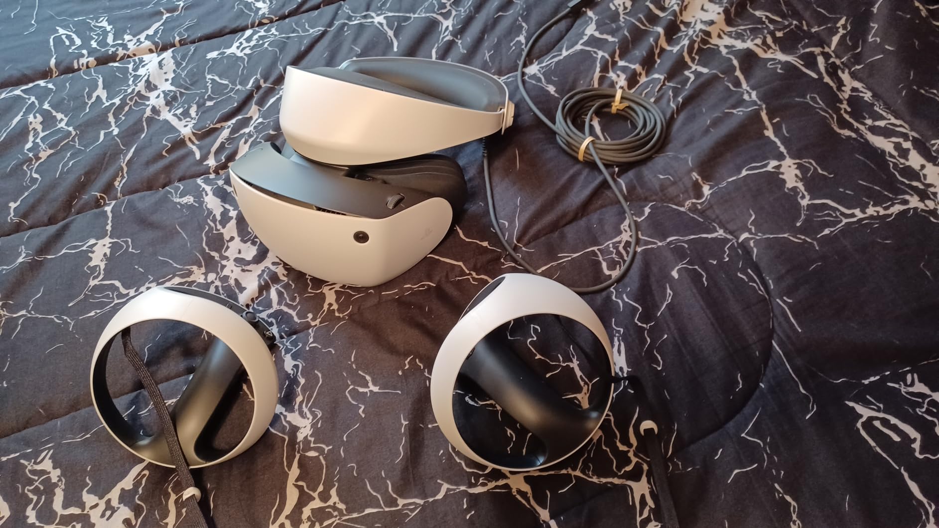PlayStation VR2 (PSVR2) customer photo 2