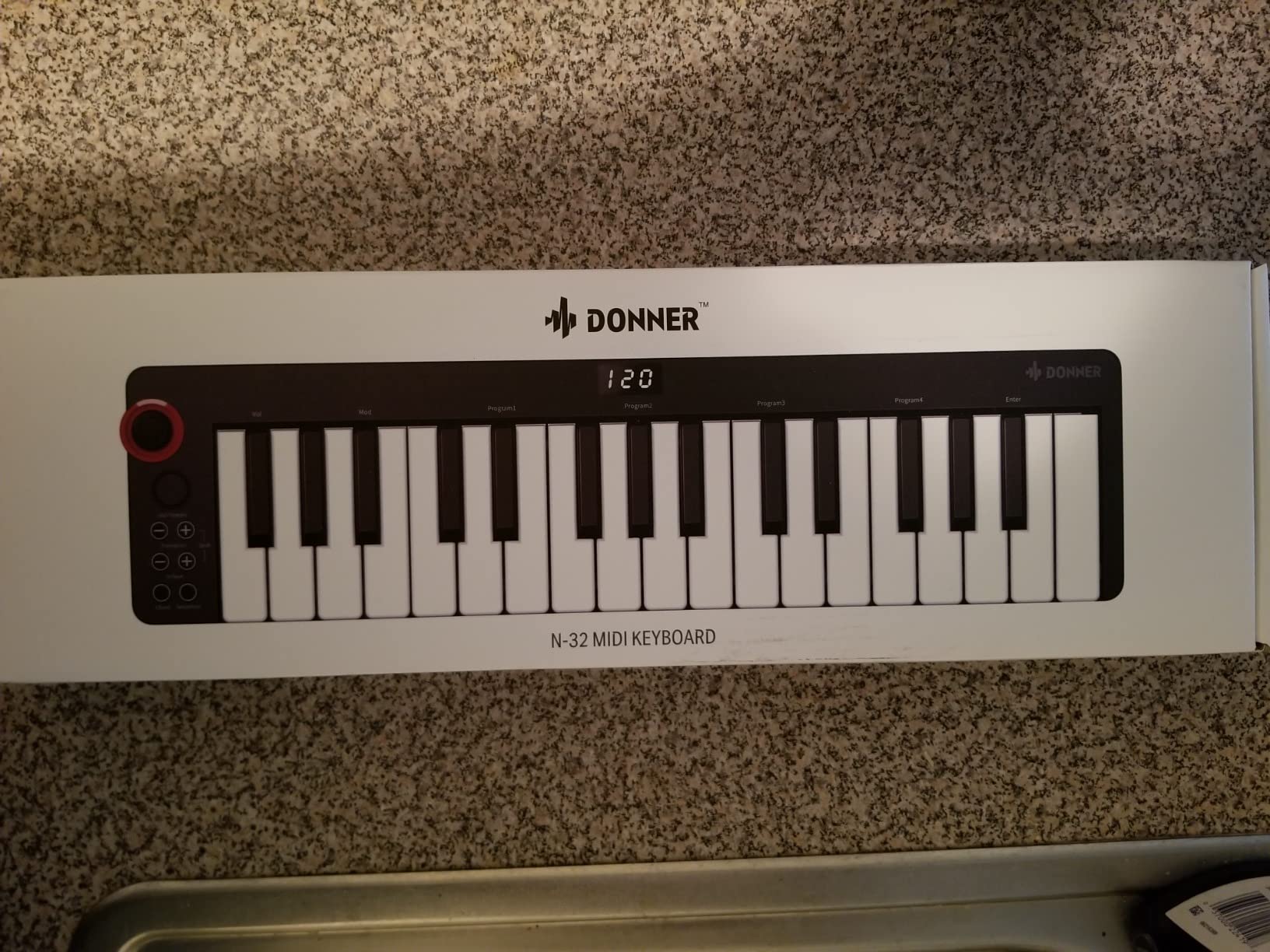 Donner Mini MIDI Keyboard N-25, 25 Key MIDI Controller Gifts for Beginners with Velocity-Sensitive Mini Keys Light-up Rocker Music Production Software, Small USB Controlador with 40 Teaching Courses customer photo 2