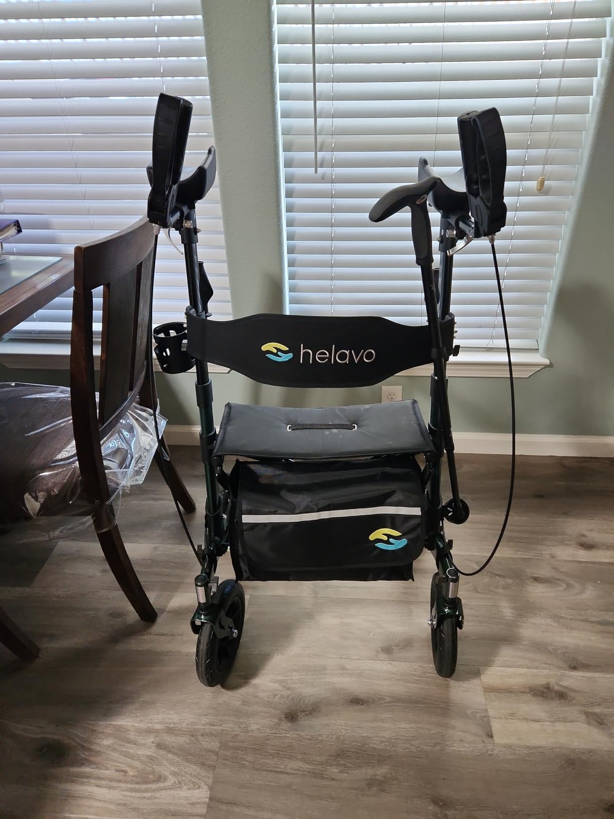 Helavo Upright Walker with Seat, Foldable Stand Up Walker with Rubber Tires | All Terrain Tall Standing Rollator, Padded Armrests, Height Adjustable, Aluminium Frame, 22.7 lbs, 300 lbs Capacity customer photo 2